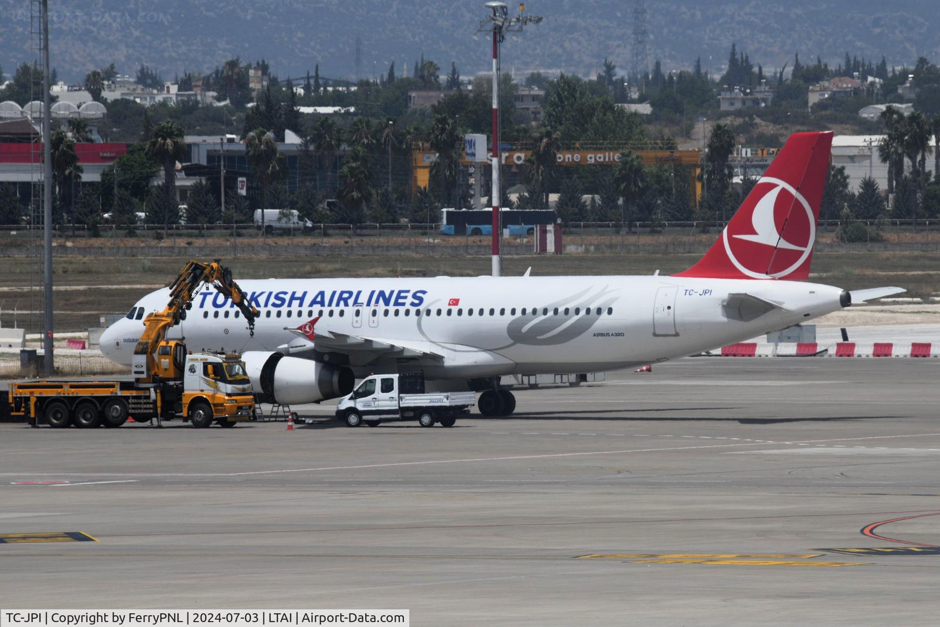 TC-JPI, 2007 Airbus A320-232 C/N 3208, Turkish A320 having a repair job on the tarmac in AYT