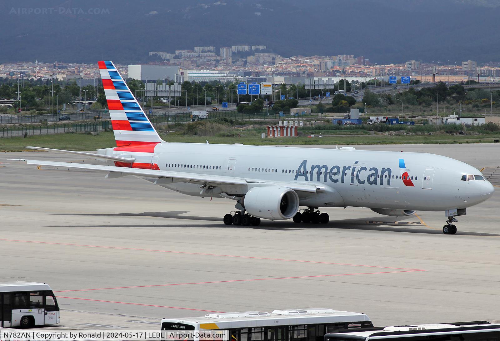 N782AN, 2000 Boeing 777-223 C/N 30003, at bcn