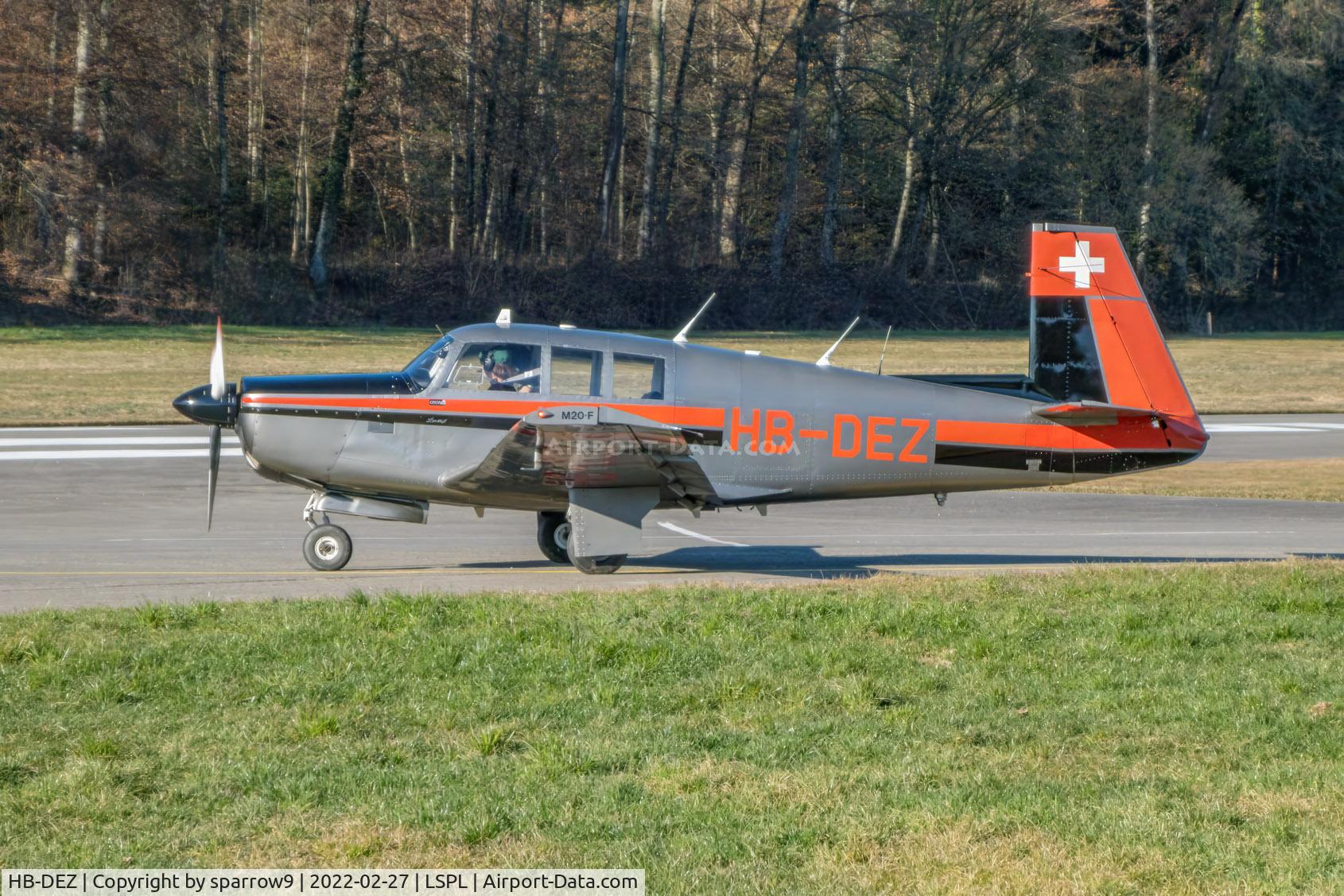 HB-DEZ, 1966 Mooney M20F Executive Executive C/N 670187, Circuit training from the short runway at Langenthal-Bleienbach