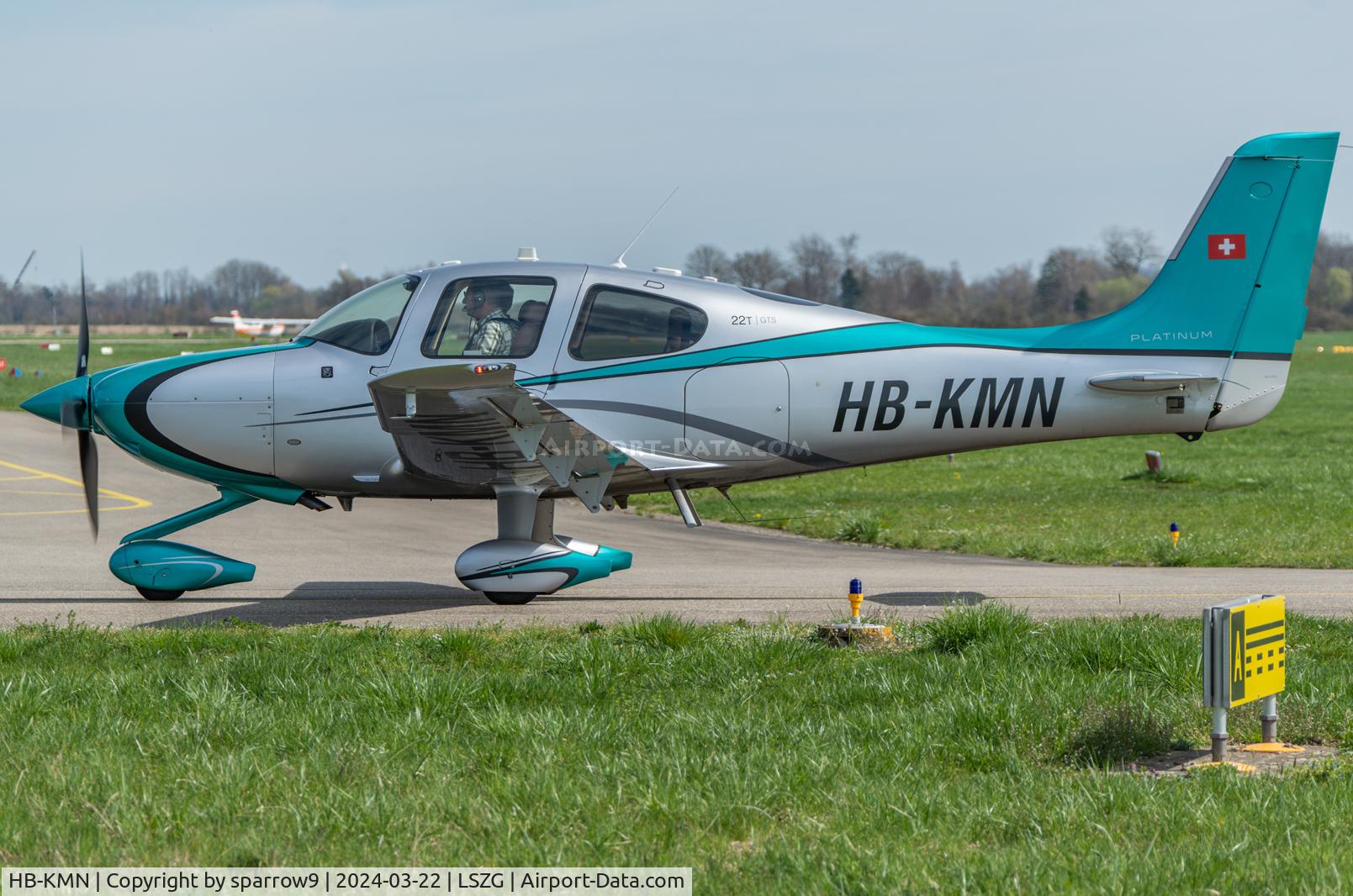 HB-KMN, 2015 Cirrus SR-22T GTS Platinum C/N 1083, At noon at Grenchen.