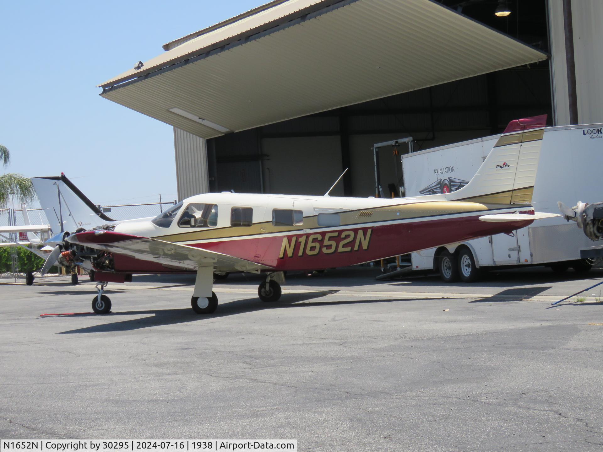 N1652N, 1999 Piper PA-32R-301T Turbo Saratoga C/N 3257119, Being worked on
