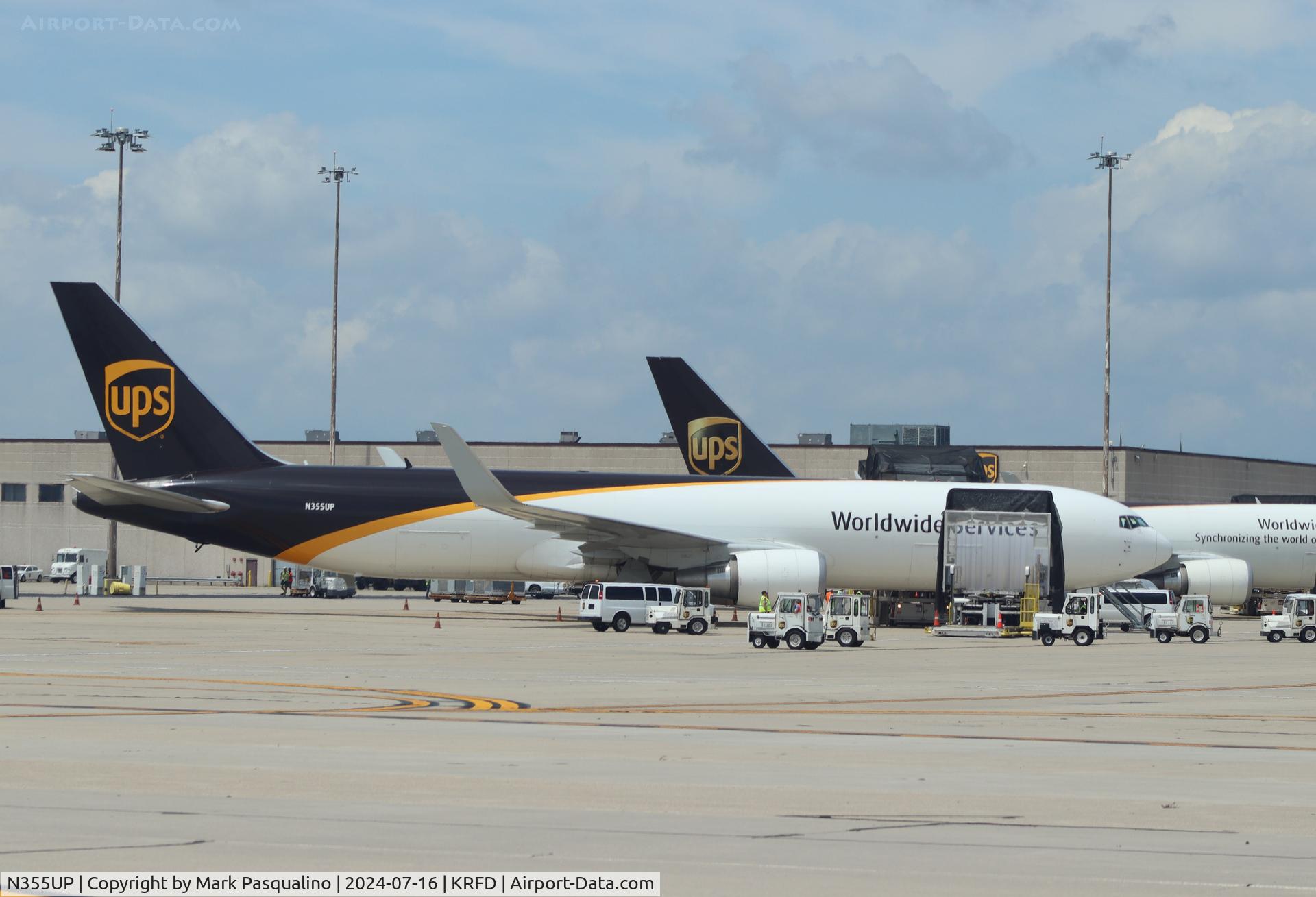 N355UP, 2013 Boeing 767-34AF C/N 37863, Boeing 767-34AF