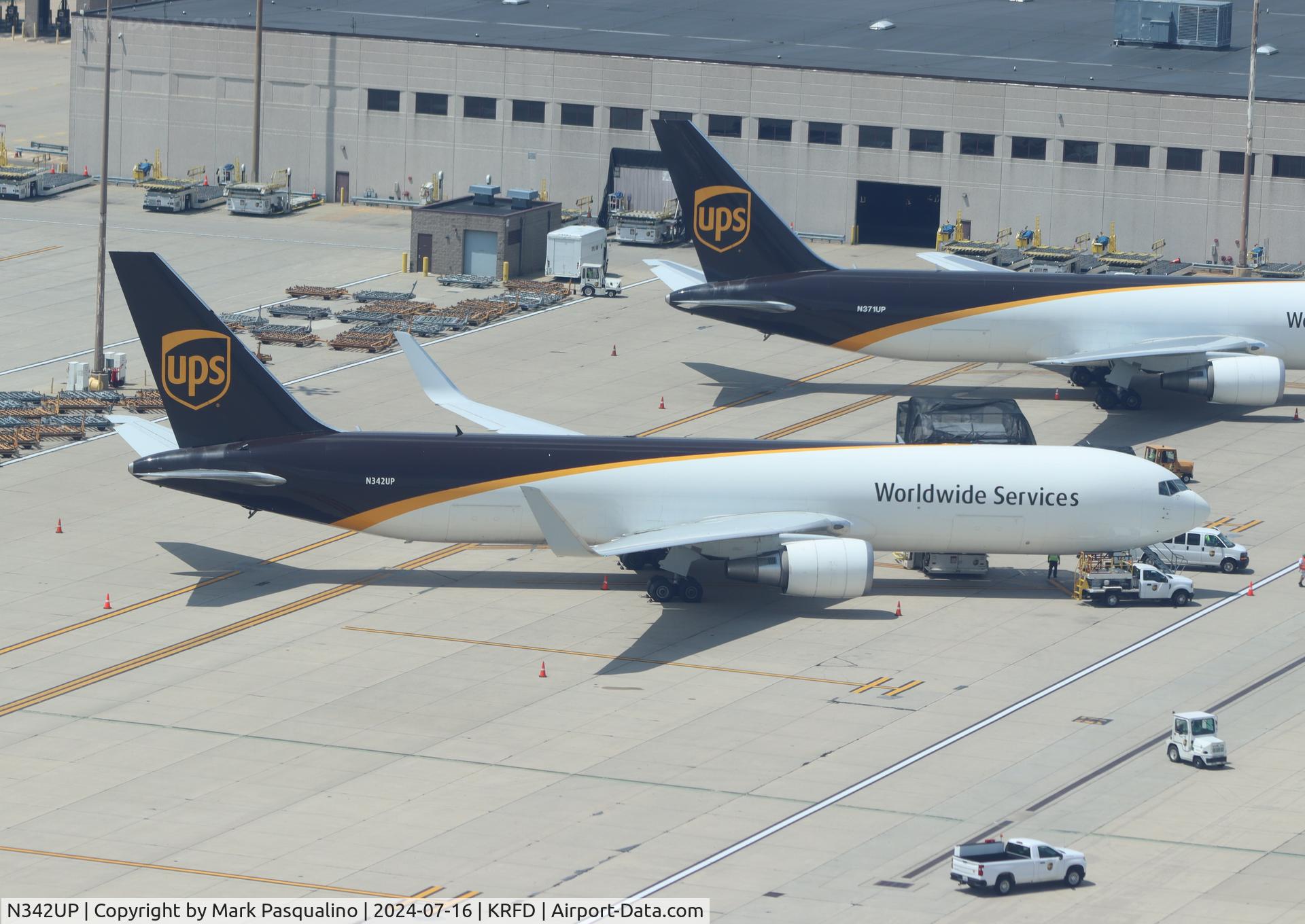 N342UP, 2011 Boeing 767-34AF C/N 37865, Boeing 767-34AF