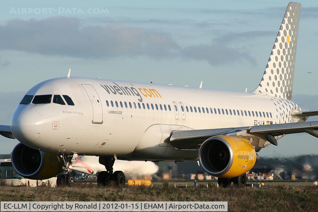 EC-LLM, 2011 Airbus A320-214 C/N 4681, at eham