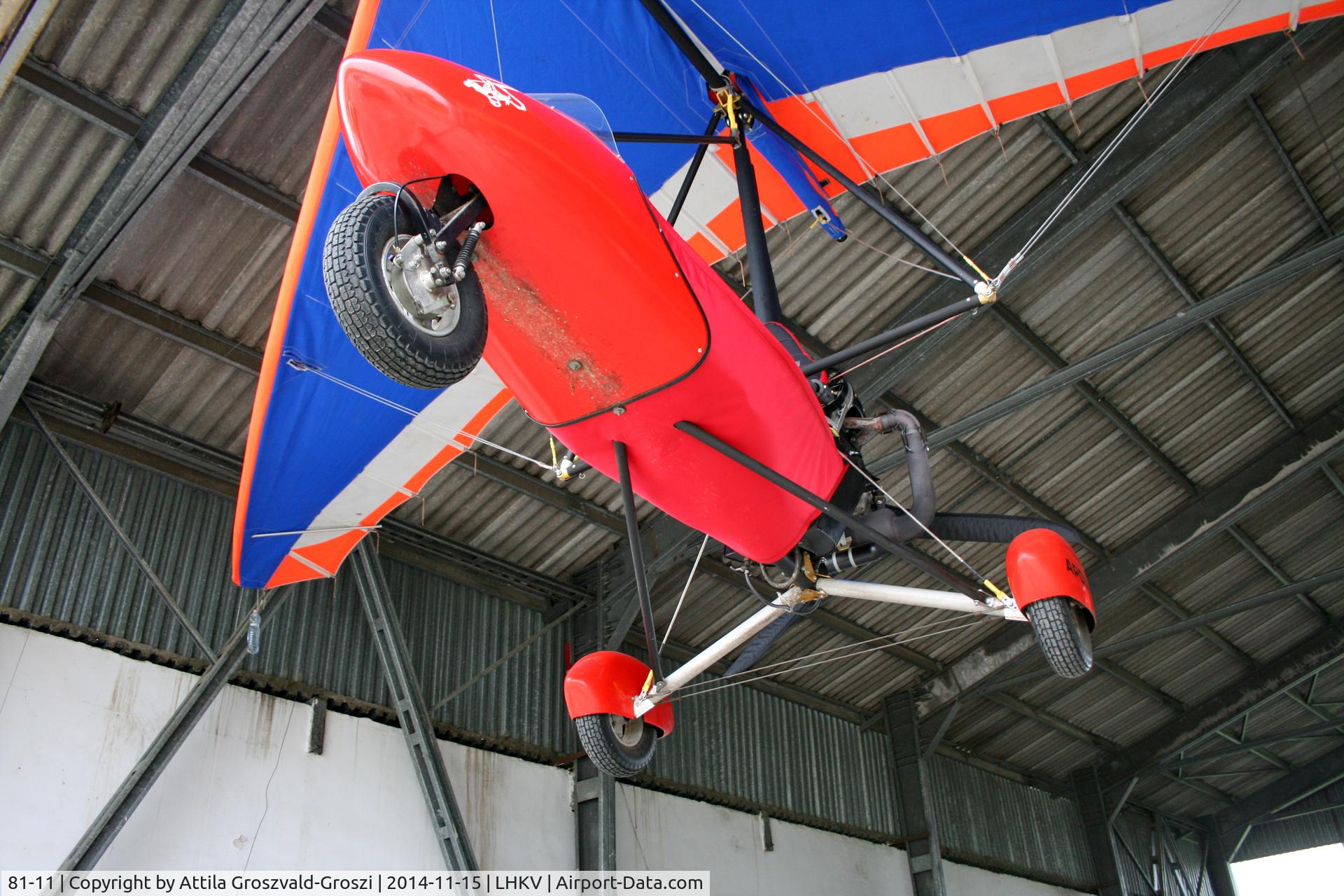 81-11, Halley Apollo-CXMD/Racer GT, LHKV - Kaposújlak Airport, Hungary