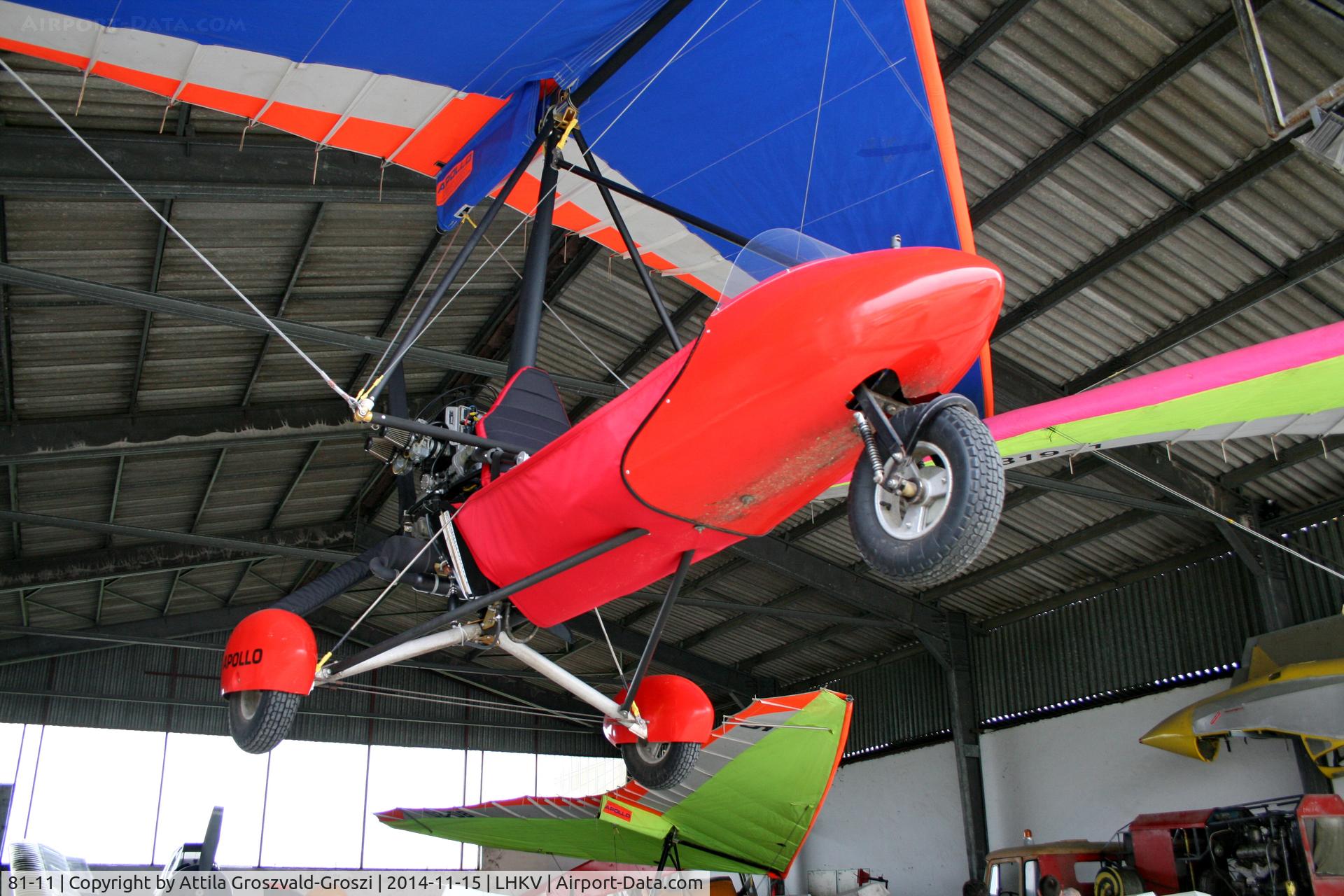 81-11, Halley Apollo-CXMD/Racer GT, LHKV - Kaposújlak Airport, Hungary