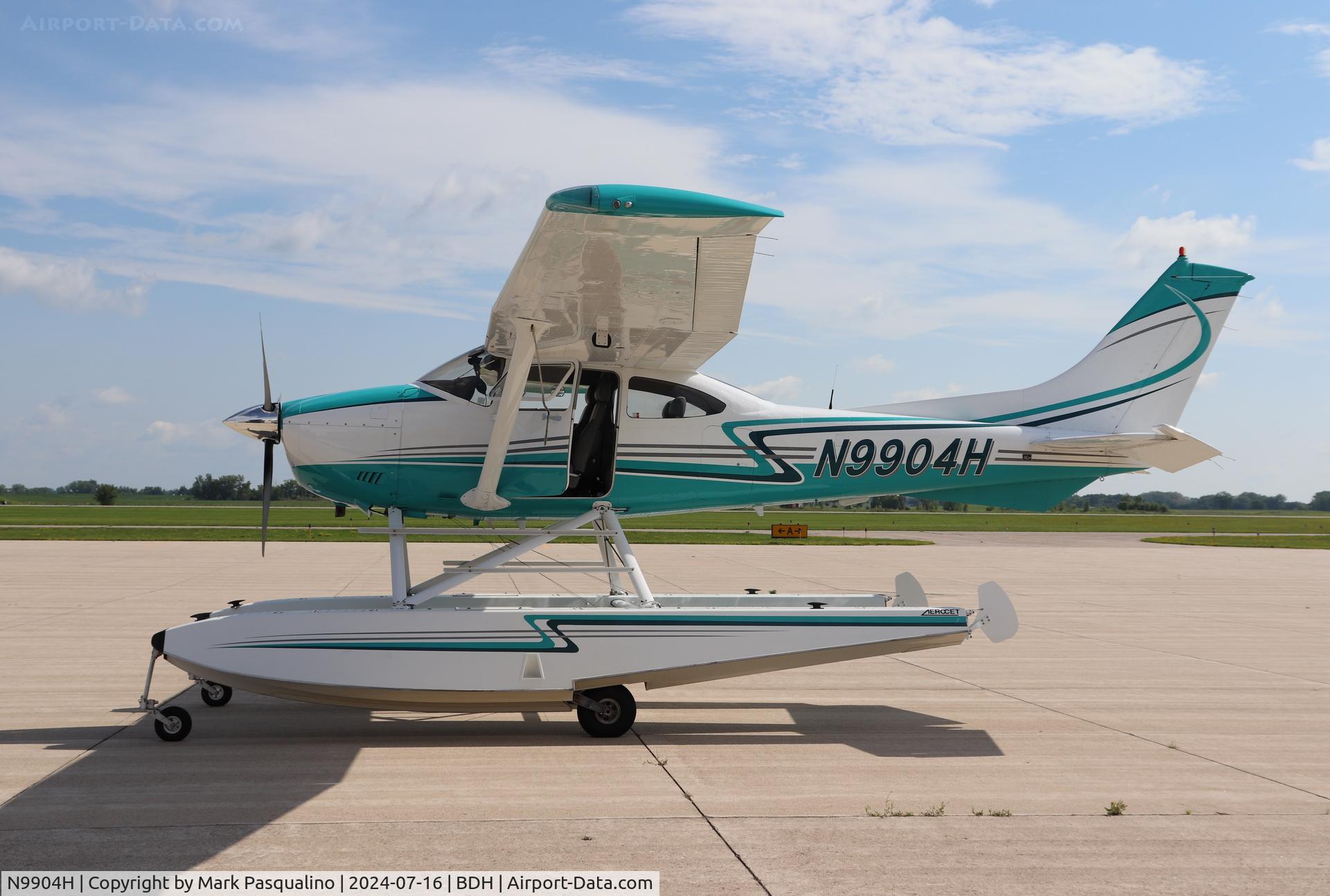 N9904H, 1981 Cessna 182R Skylane C/N 18268101, Cessna 182R