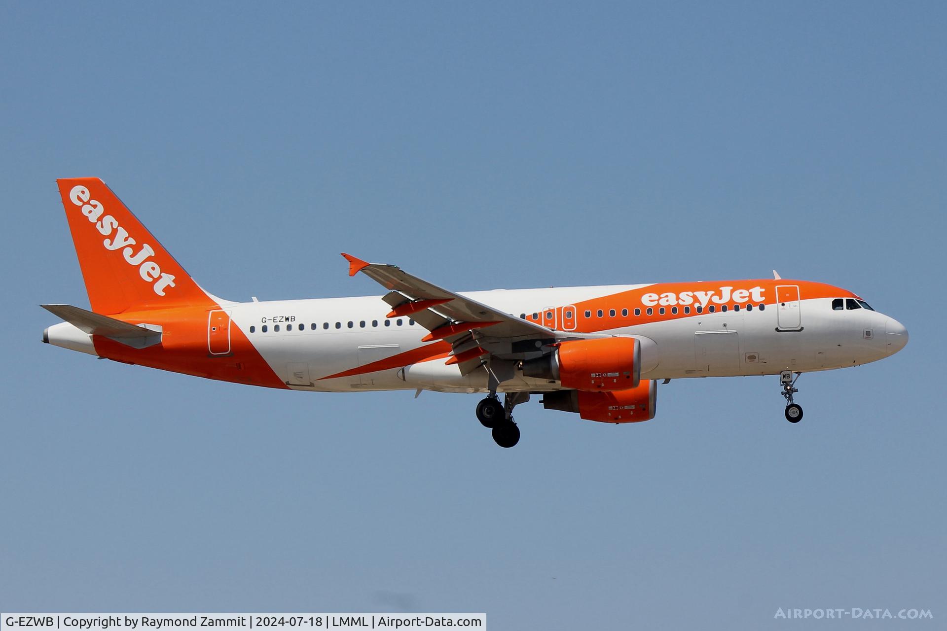 G-EZWB, 2012 Airbus A320-214 C/N 5224, A320 G-EZWB Easyjet