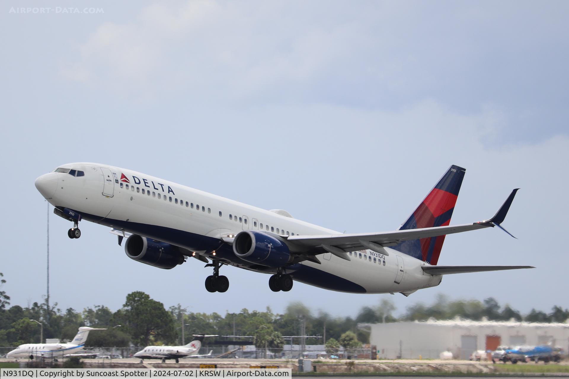 N931DQ, 2011 Boeing 737-9GP/ER C/N 38302, Delta Flight 1153 departs Runway 24 at Southwest Florida International Airport enroute to Hartsfield-Jackson Atlanta International Airport