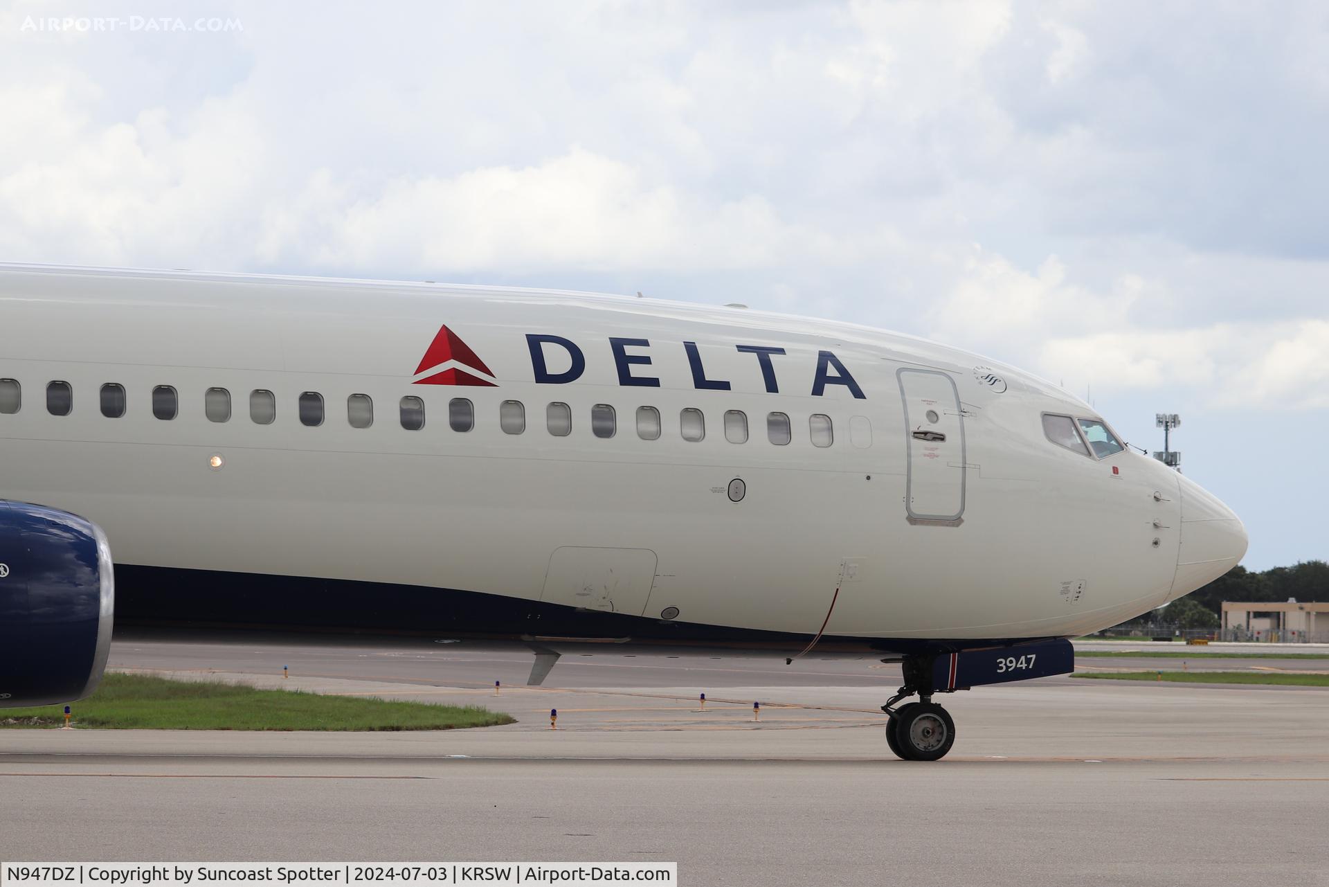 N947DZ, 2013 Boeing 737-9GPER C/N 38689, Delta Flight 1196 taxis to gate at Southwest Florida International Airport following flight from Hartsfield-Jackson Atlanta International Airport