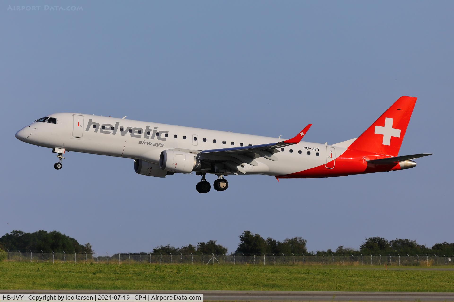 HB-JVY, 2013 Embraer 190STD (ERJ-190-100STD) C/N 19000603, Copenhagen L/D R-04L19.7.2024