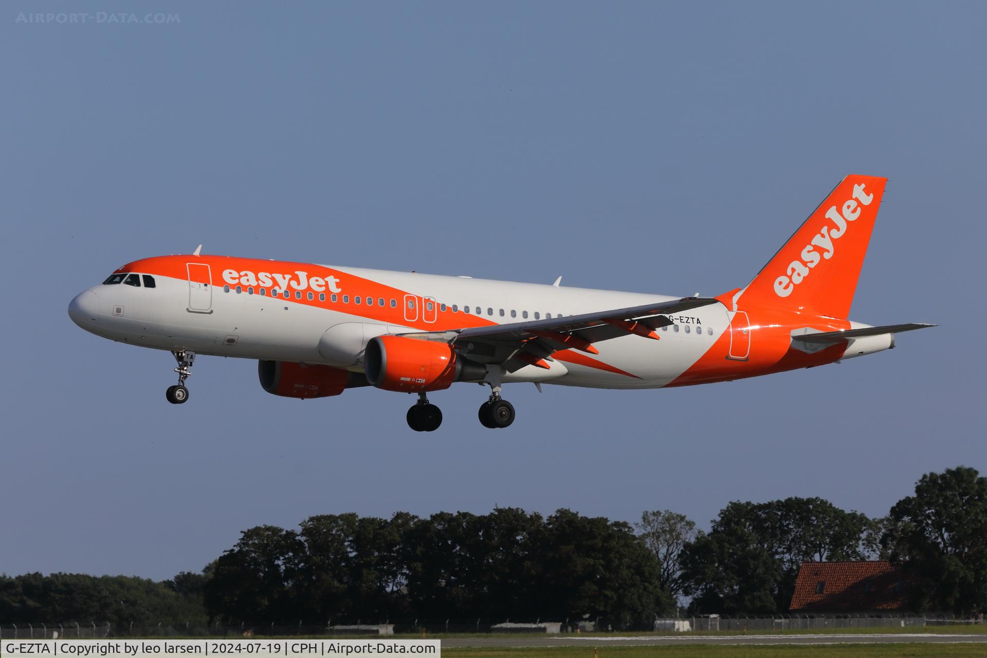 G-EZTA, 2009 Airbus A320-214 C/N 3805, Copenhagen 19.7.2024