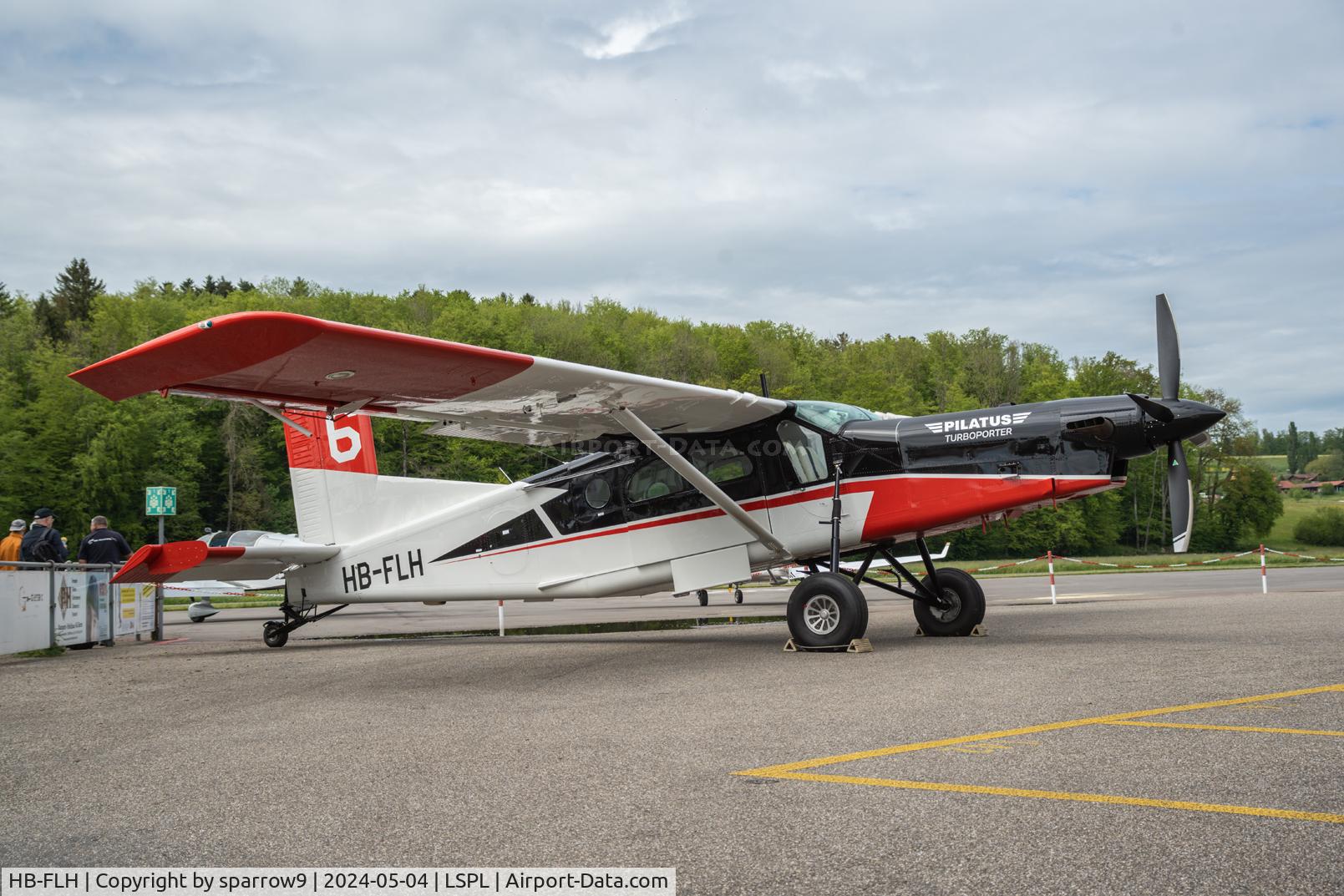 HB-FLH, 1997 Pilatus PC-6/B2-H4 C/N 918, Based at Langenthal-Bleienbach. Has seen service in Algeria.