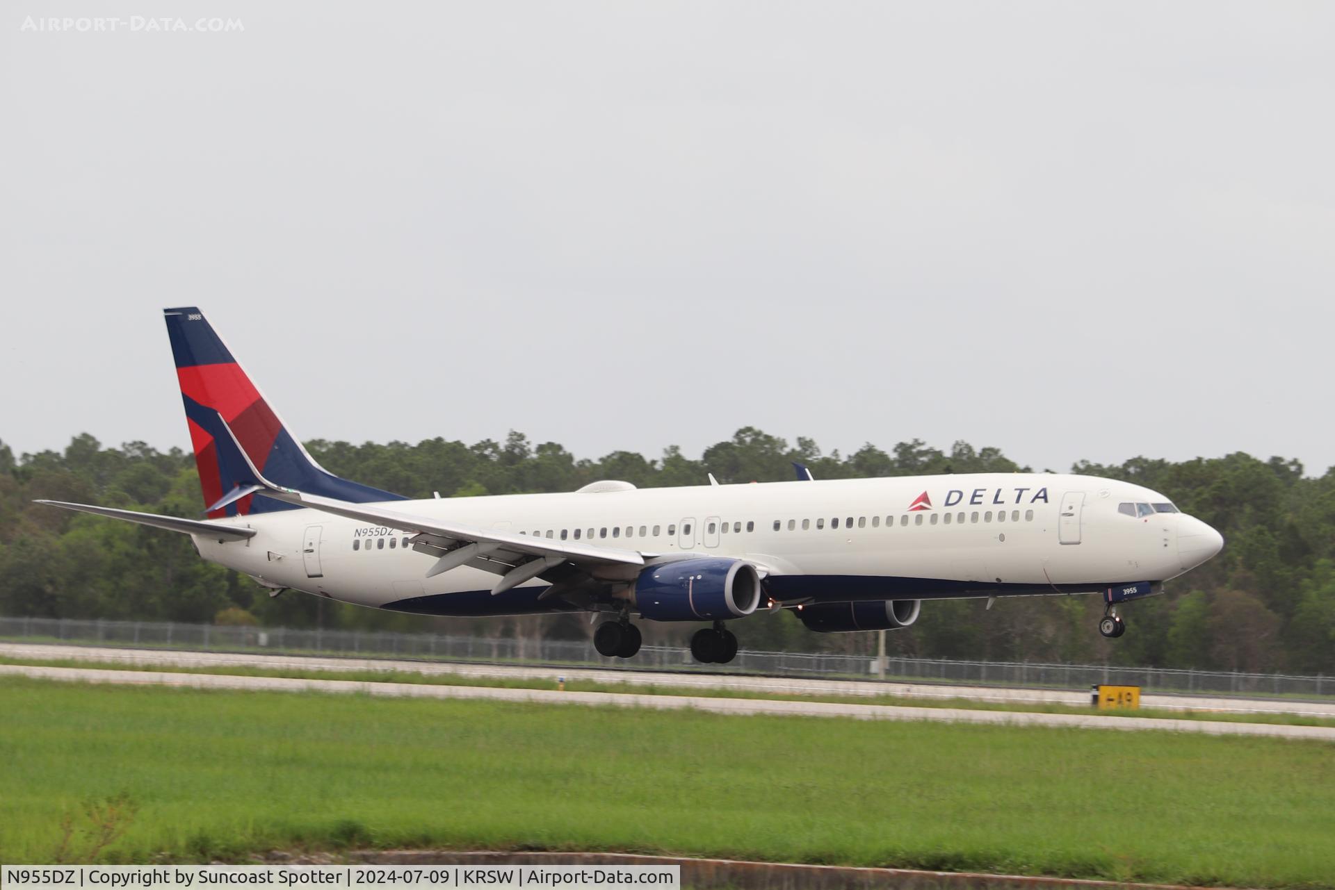 N955DZ, 2013 Boeing 737-9GP/ER C/N 38743, Delta Flight 1196 arrives at Southwest Florida International Airport following flight from Hartsfield-Jackson Atlanta International Airport
