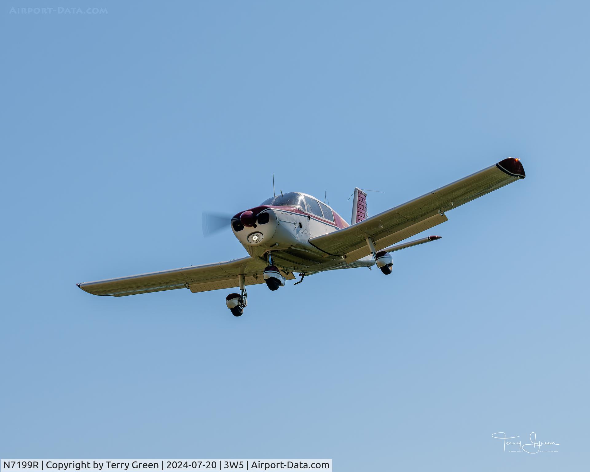 N7199R, 1966 Piper PA-28-140 C/N 28-21914, 2024 CONCRETE FLY-IN