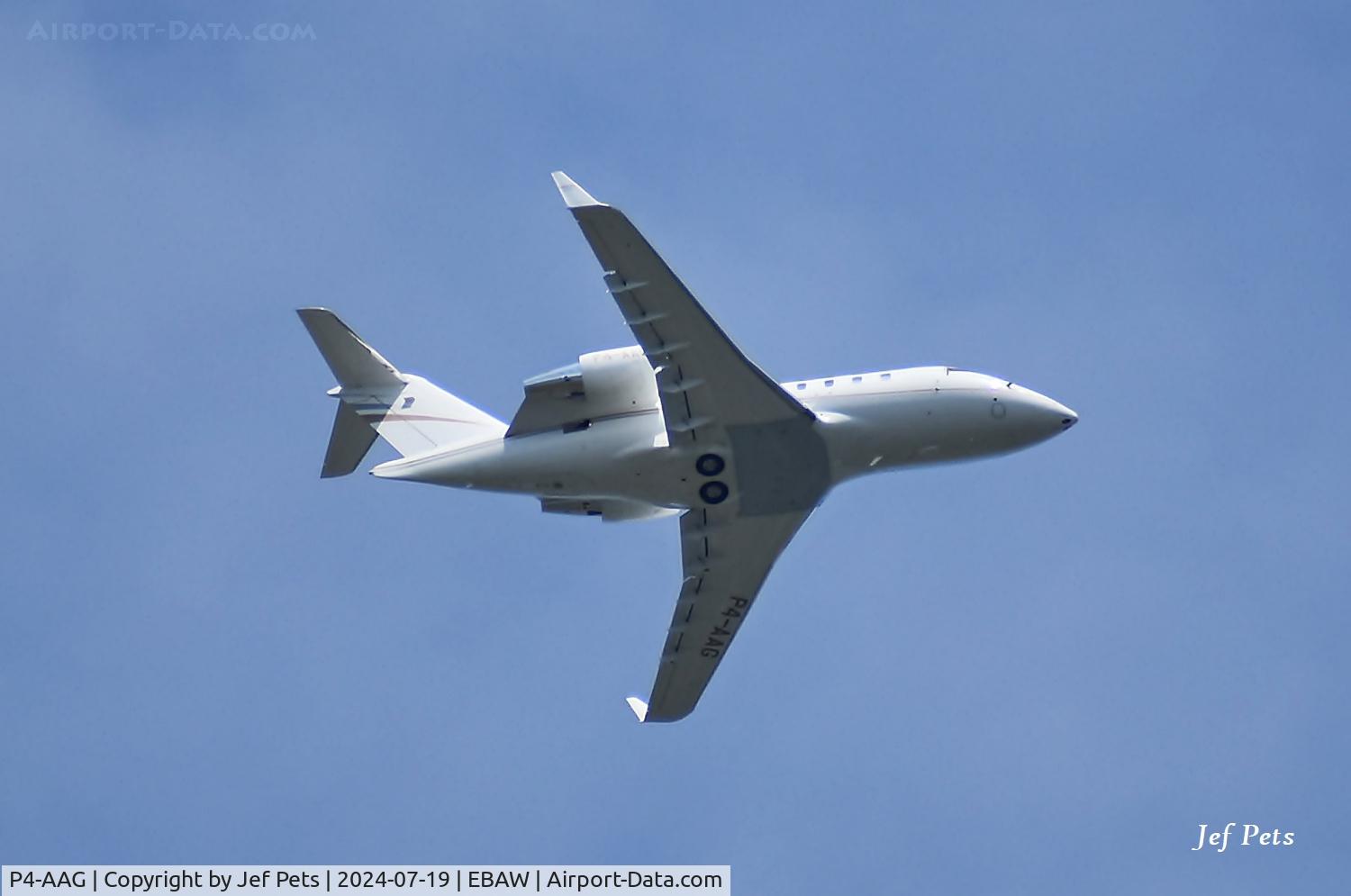 P4-AAG, 2012 Bombardier Challenger 605 C/N 5886, P4-AAG approaching Antwerp Airport.