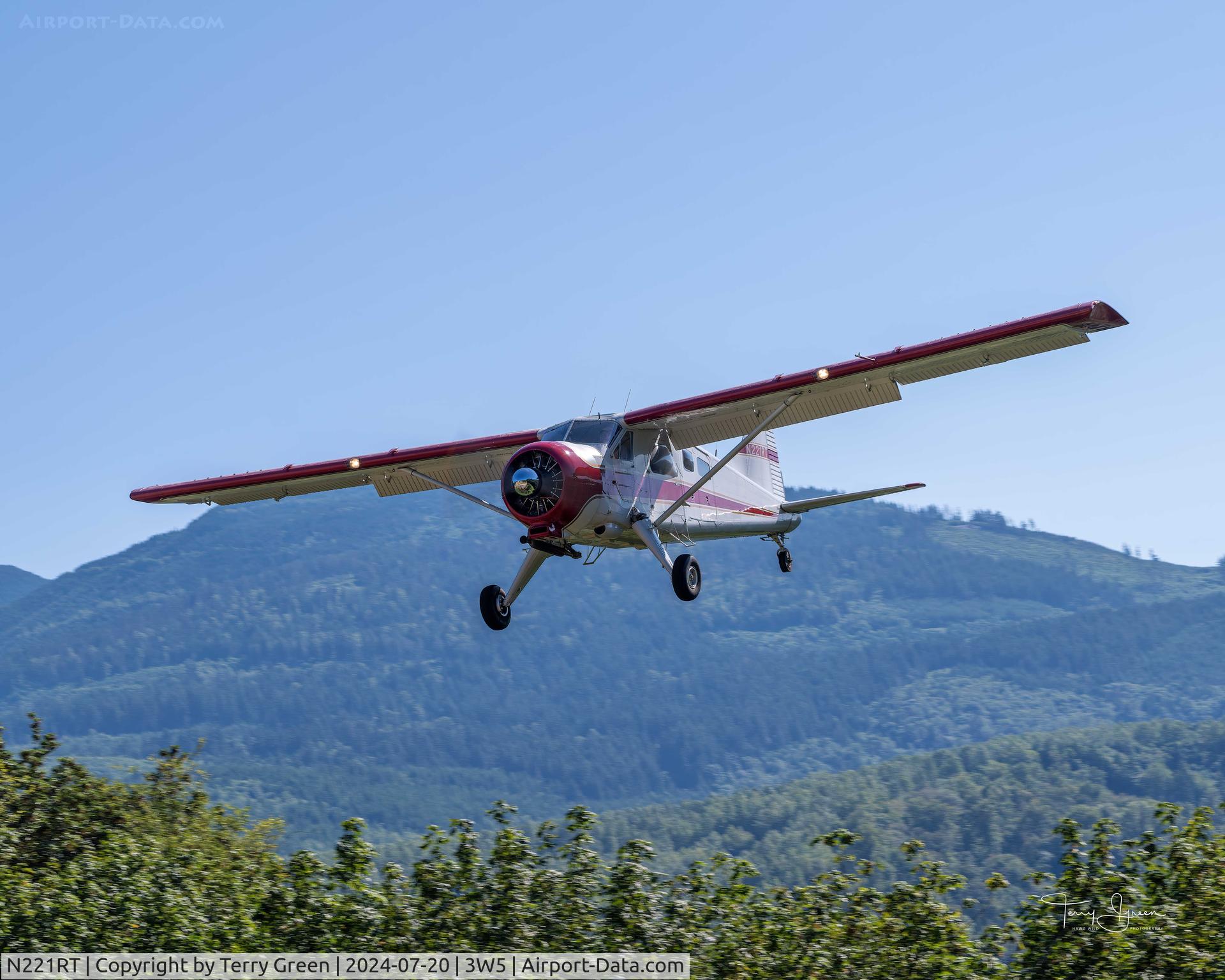 N221RT, 1953 De Havilland Canada DHC-2 Beaver Mk.1 C/N 506, 2024 CONCRETE FLY-IN