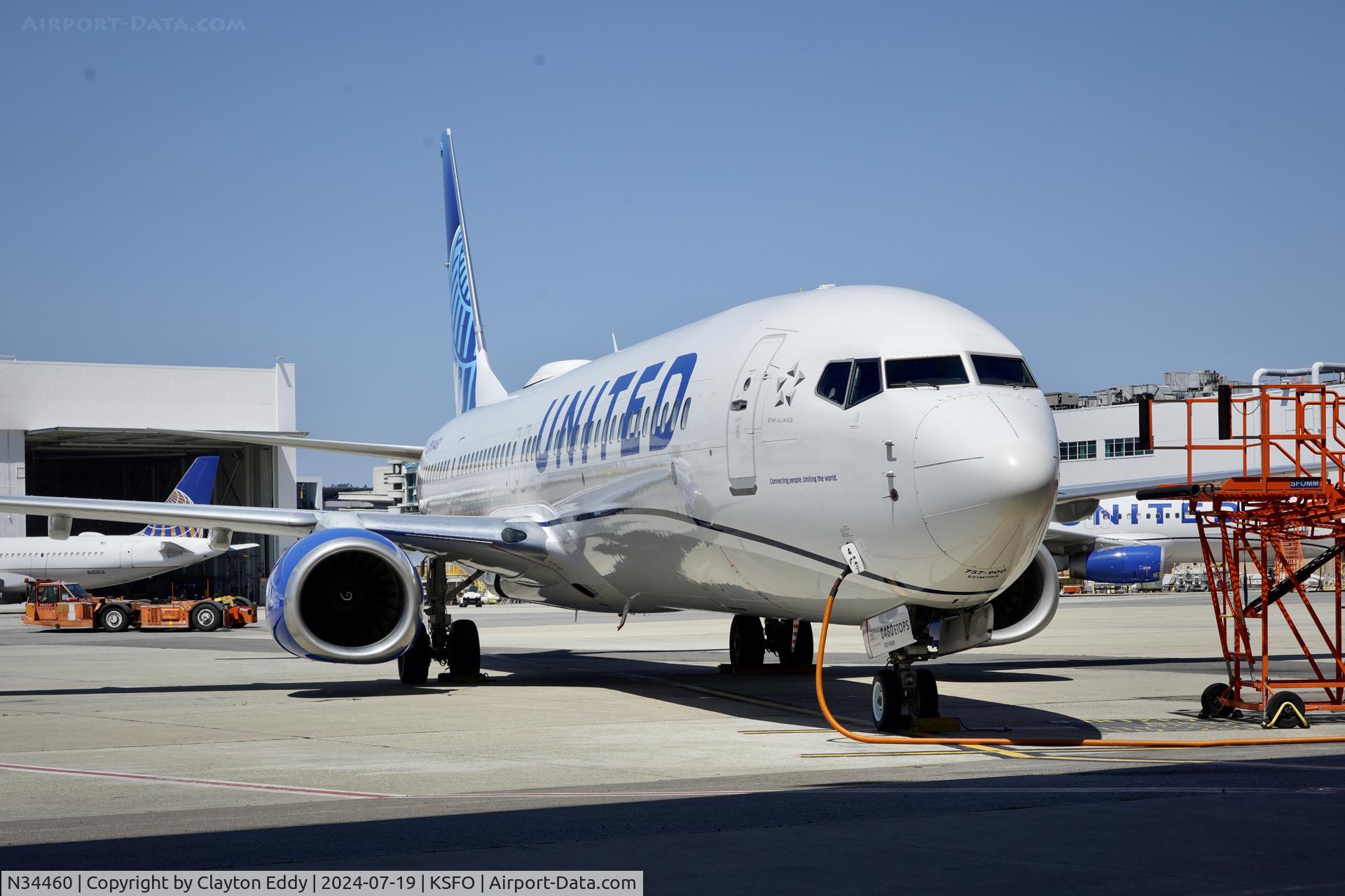 N34460, 2012 Boeing 737-924/ER C/N 37200, CrowdStrike parking SFO 2024.