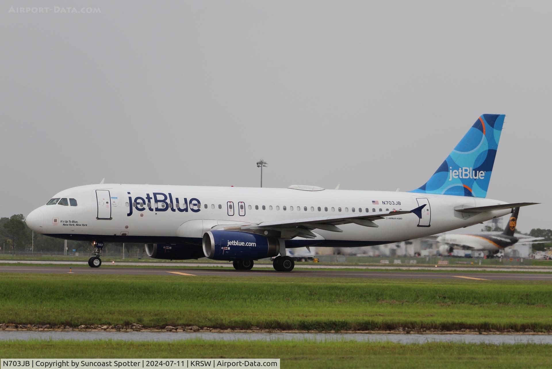 N703JB, 2008 Airbus A320-232 C/N 3381, JetBlue Flight 1552 taxis at Southwest Florida International Airport prior to flight to Westchester County Airport