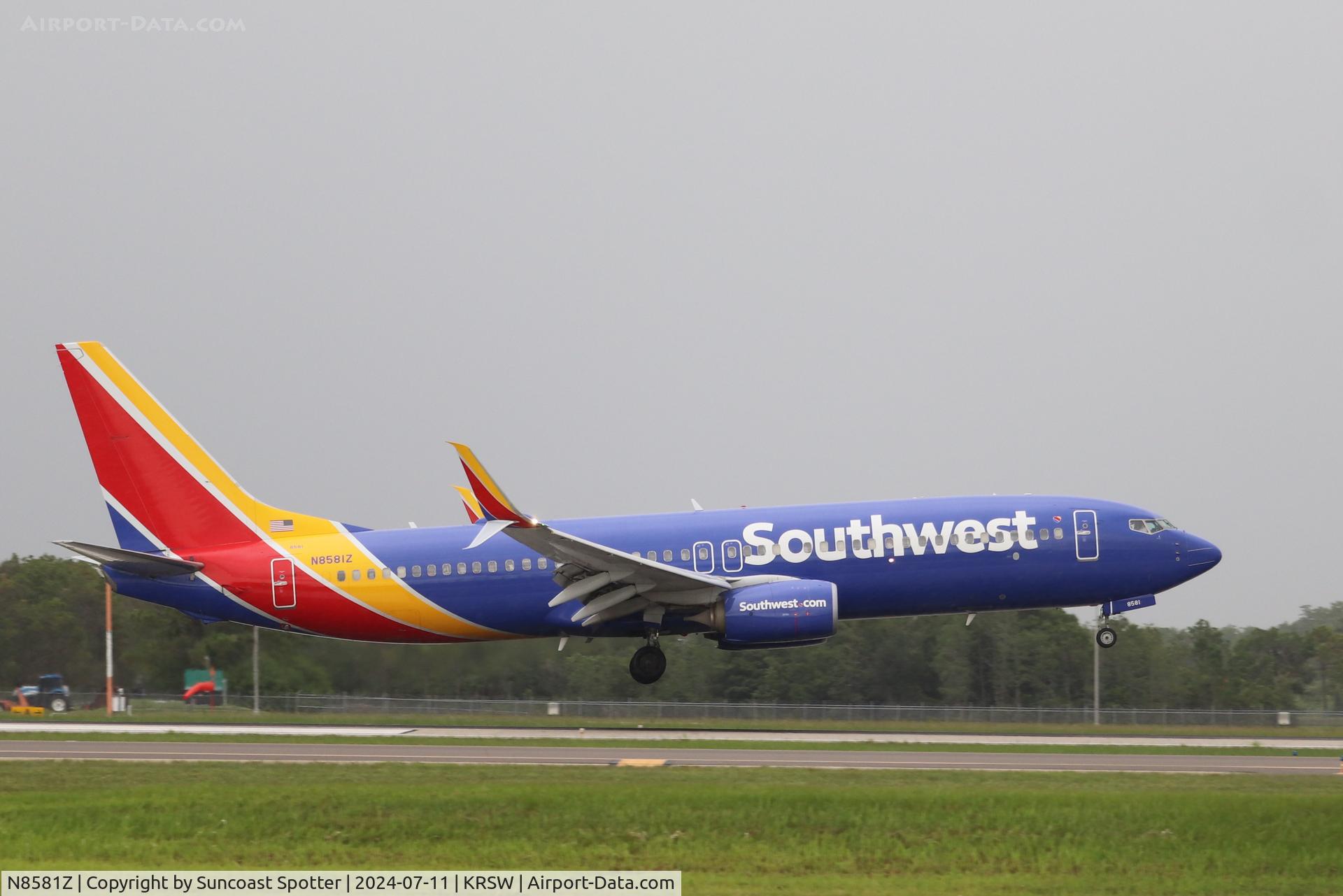 N8581Z, 2018 Boeing 737-8H4 C/N 64348, Southwest Flight arrives at Southwest Florida International Airport following flight from St Louis-Lambert International Airport