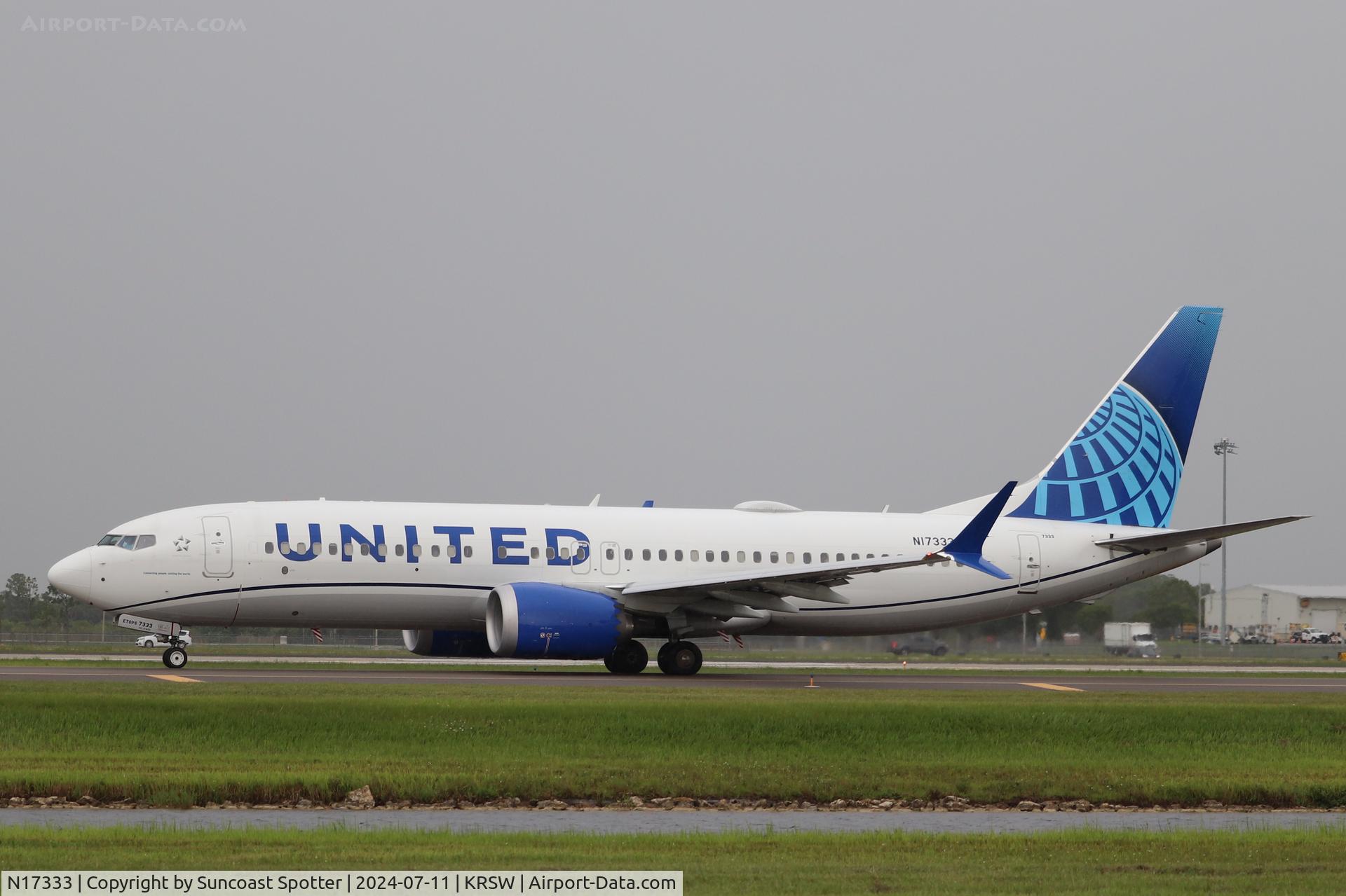 N17333, 2023 Boeing 737-8 MAX C/N 67587, United Flight 1267 departs Southwest Florida International Airport enroute to Newark-Liberty International Airport