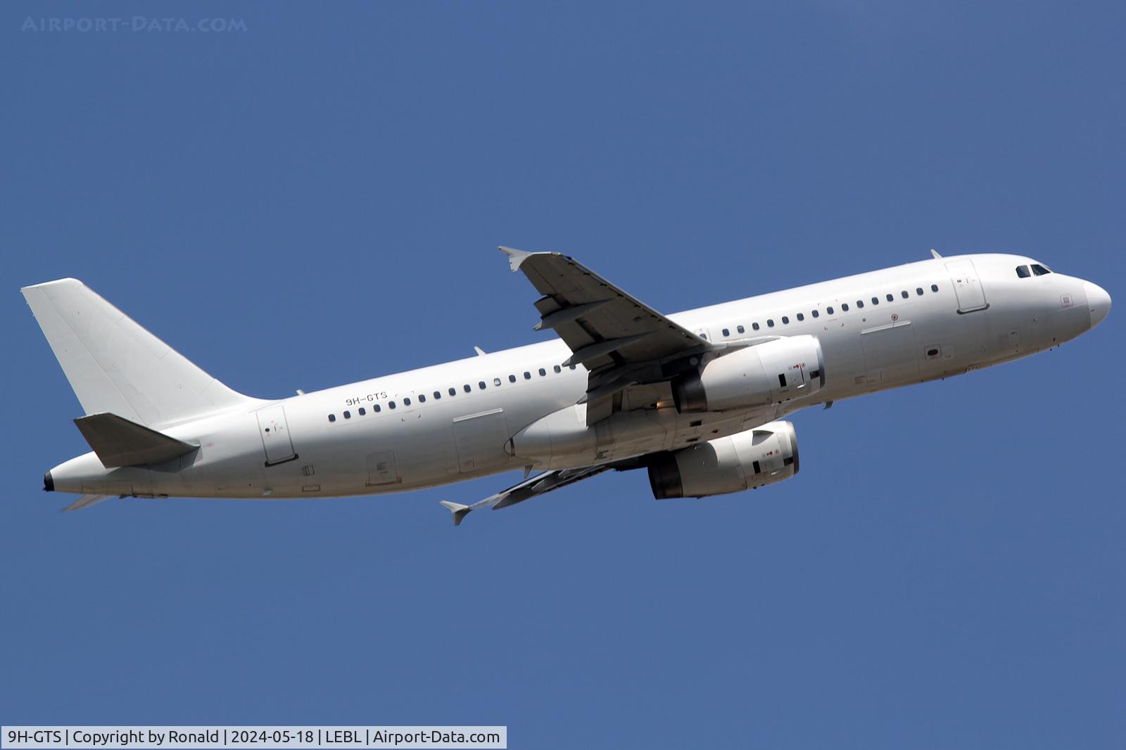 9H-GTS, 2010 Airbus A320-232 C/N 4384, at bcn