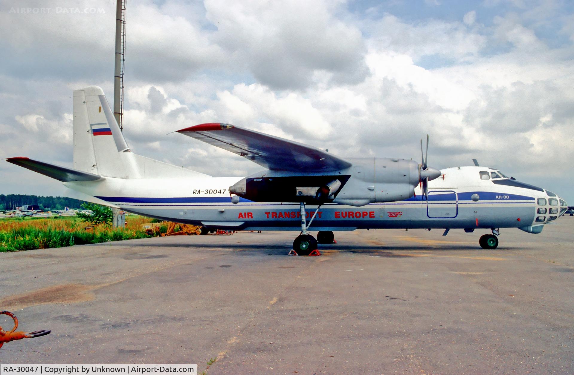 RA-30047, Antonov An-30 C/N 22085, 07.1993