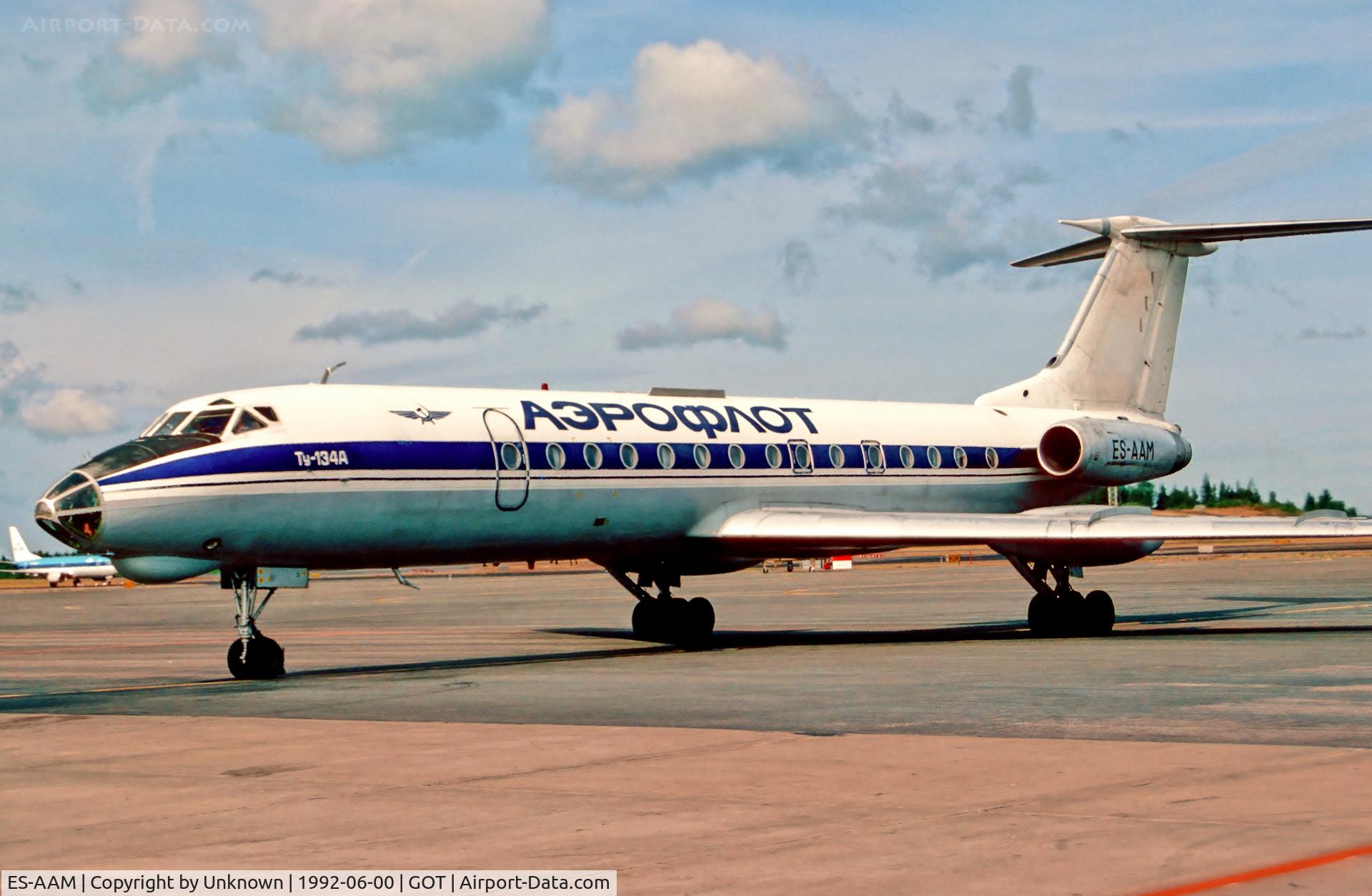 ES-AAM, 1978 Tupolev TU-134A C/N 60380, Götteborg juni 1992