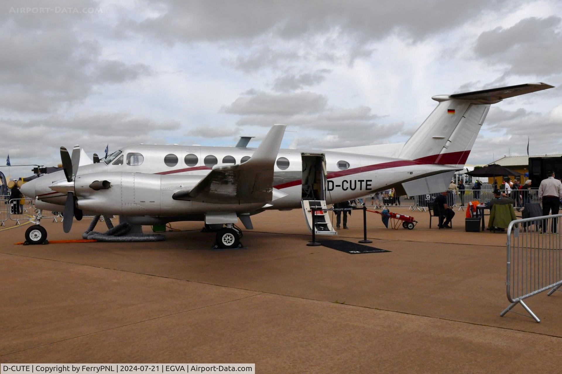 D-CUTE, 2006 Beech Super King Air 350 C/N FL-504, Be350 of Atlas Air Service