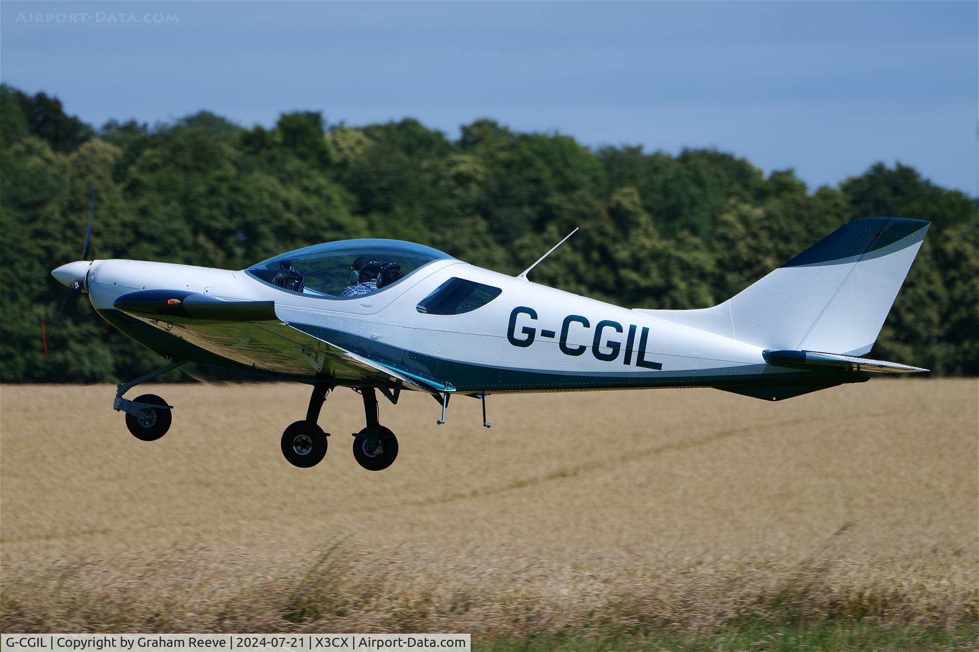 G-CGIL, 2010 CZAW SportCruiser C/N LAA 338-14856, Departing from Northrepps.