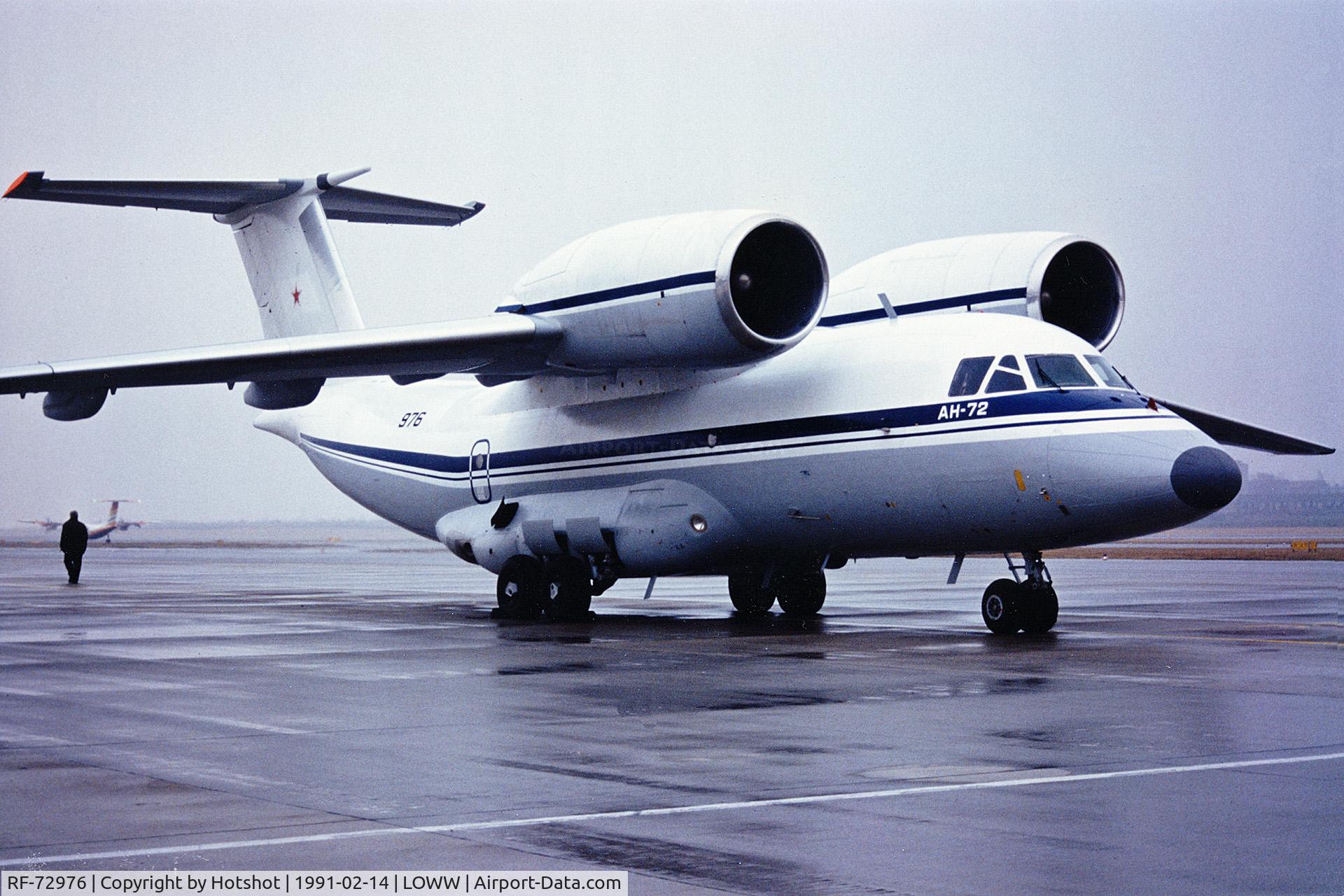 RF-72976, 1991 Antonov An-72 C/N 36572094884, Then still wearing the short registration of the Air Force of the Soviet union