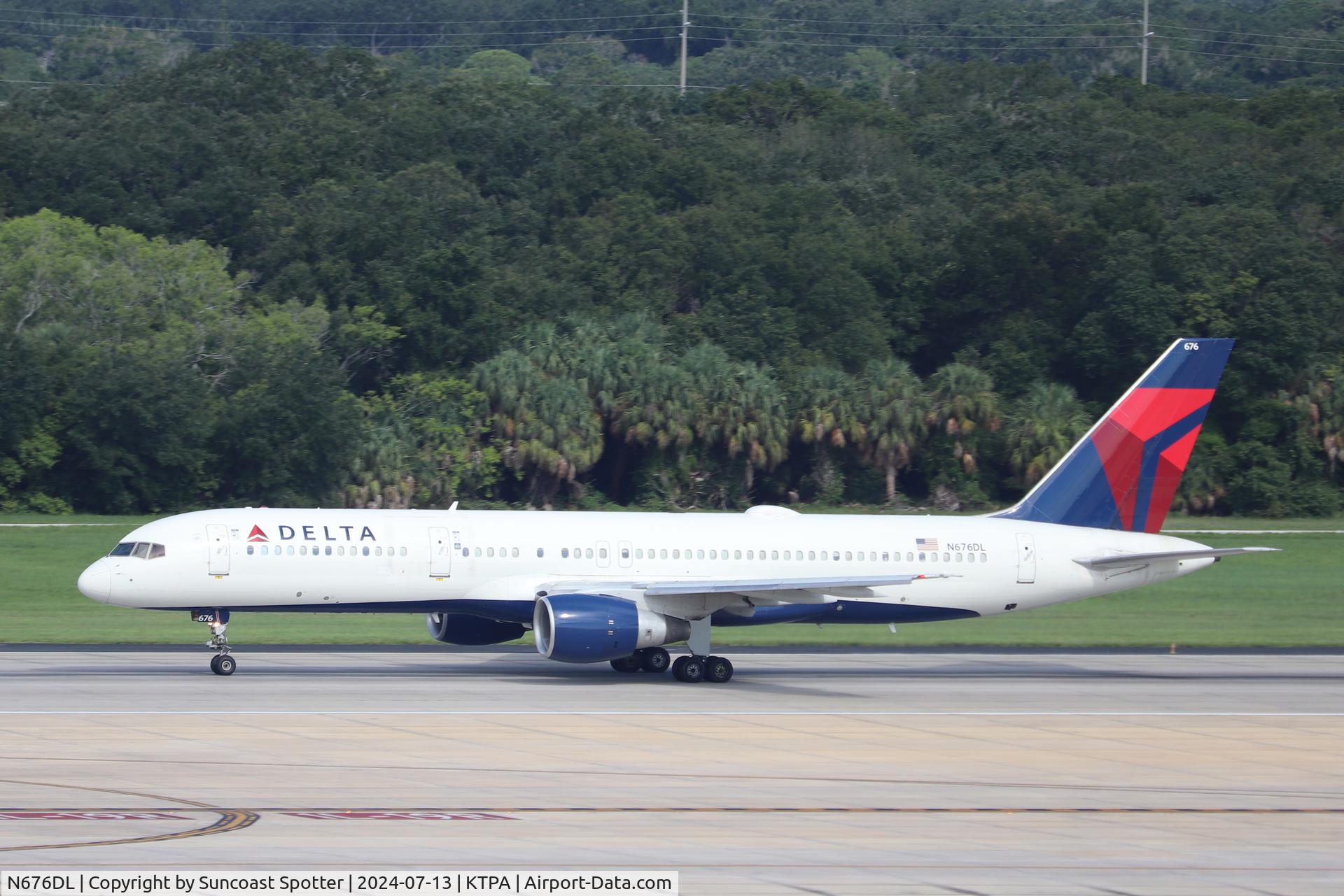 N676DL, 1992 Boeing 757-232 C/N 25981, Delta Flight 2605 departs Runway 19R Tampa International Airport enroute to Hartsfield-Jackson Atlanta International Airport