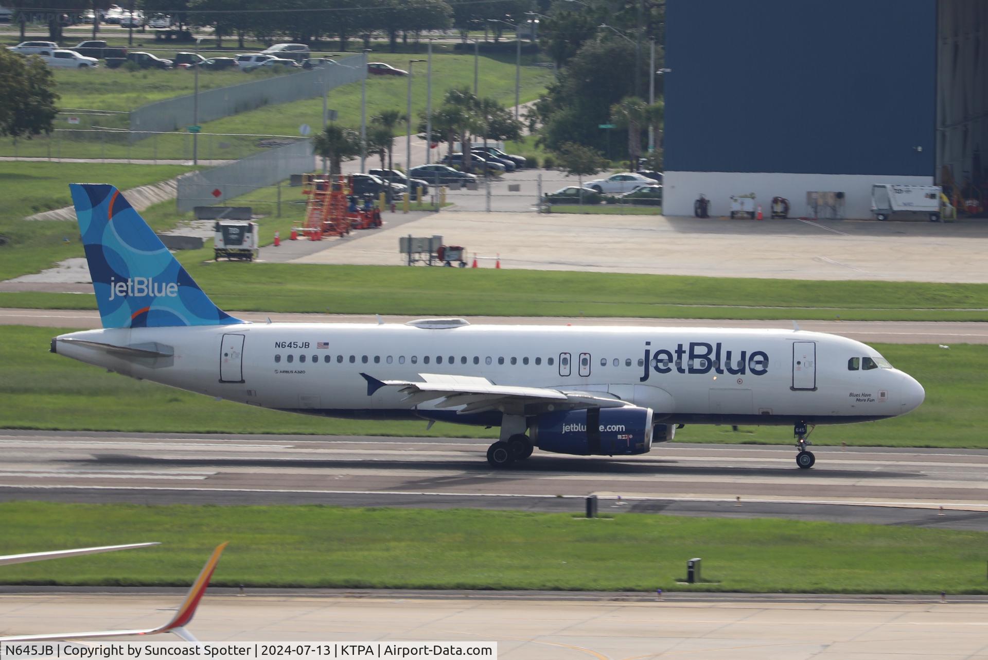 N645JB, 2006 Airbus A320-232 C/N 2900, JetBlue Flight 1247 arrives on Runway 19L at Tampa International Airport following flight from LaGuardia Airport