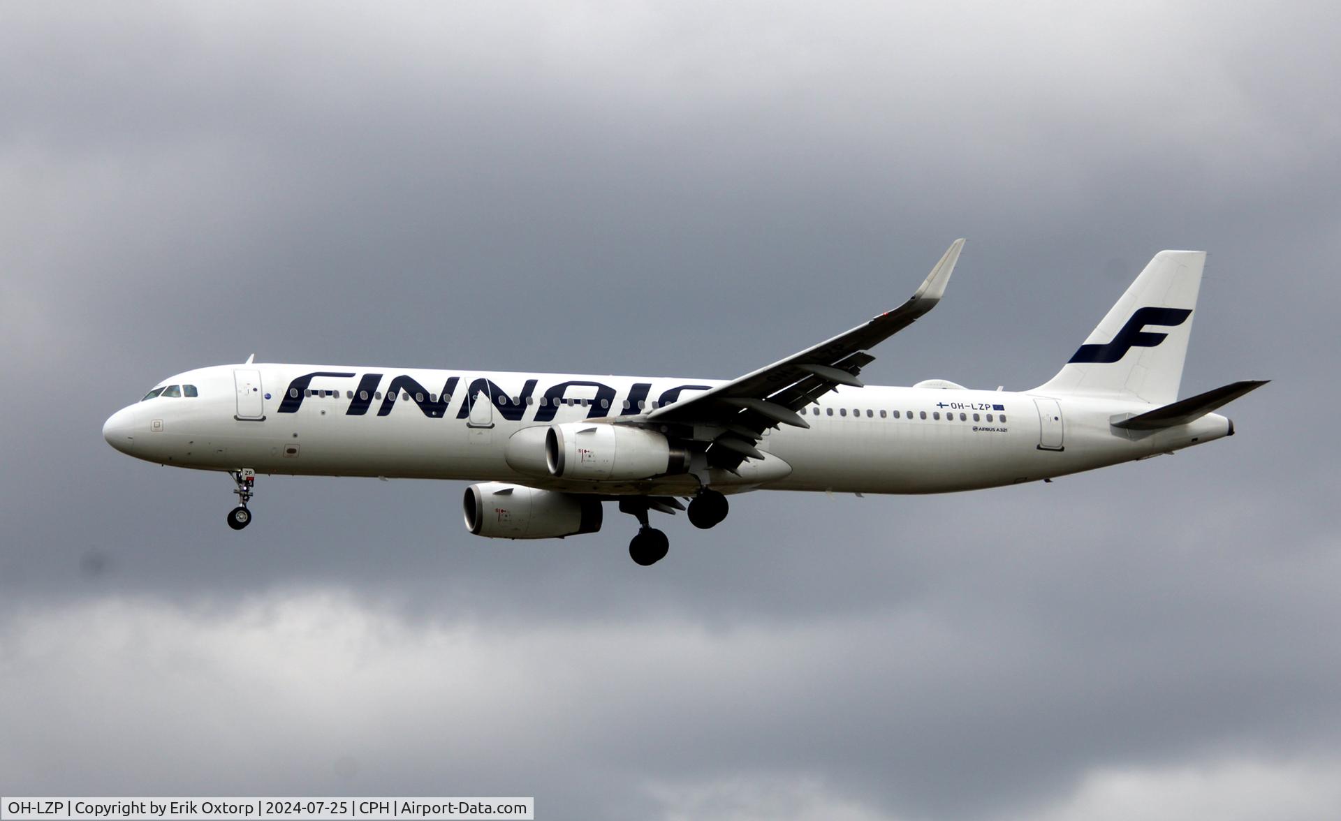OH-LZP, 2017 Airbus A321-231 C/N 7661, OH-LZP landing rw 22L