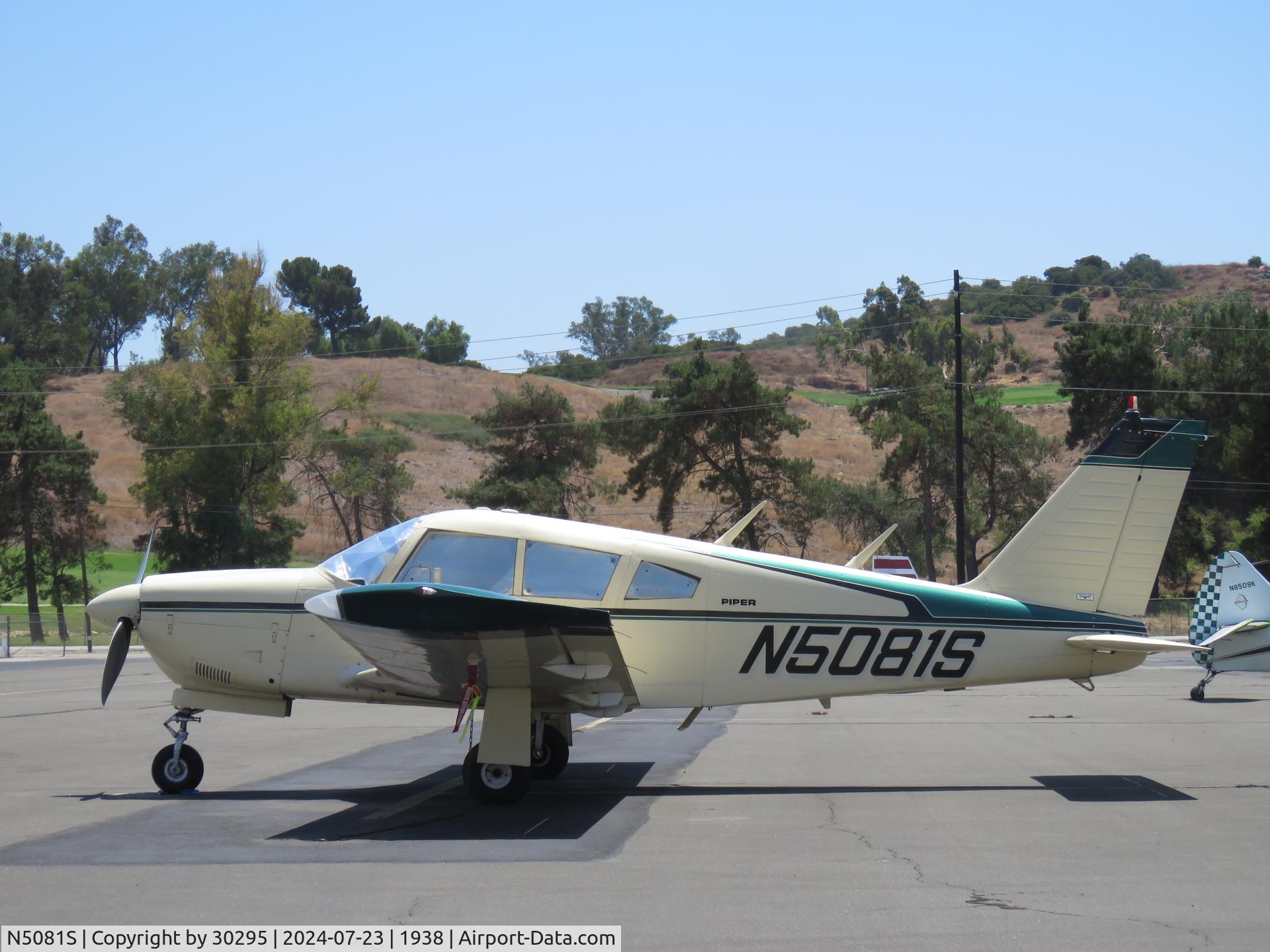 N5081S, 1971 Piper PA-28R-200 C/N 28R-7135081, Parked