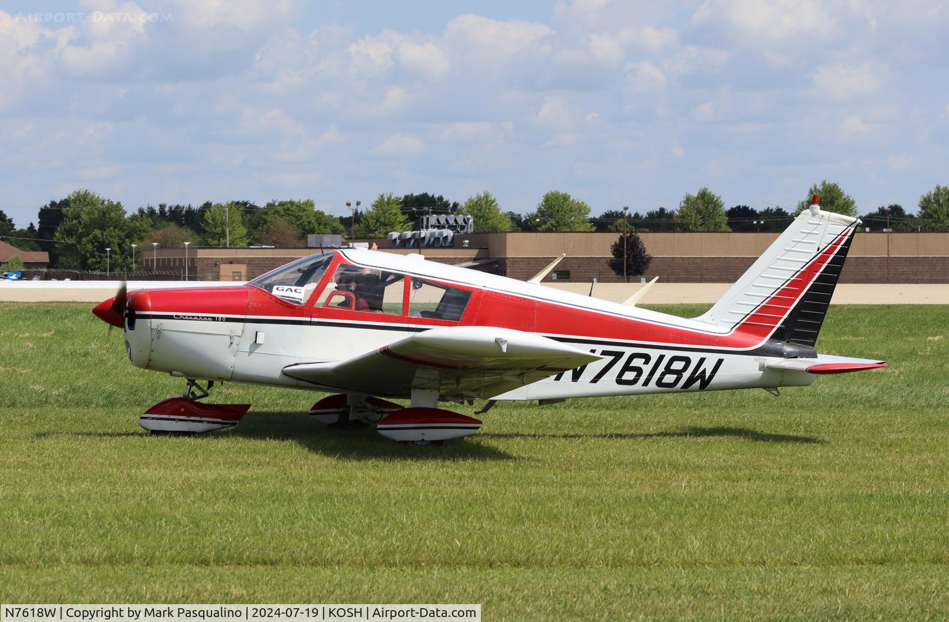 N7618W, 1964 Piper PA-28-180 C/N 28-1582, Piper PA-28-180