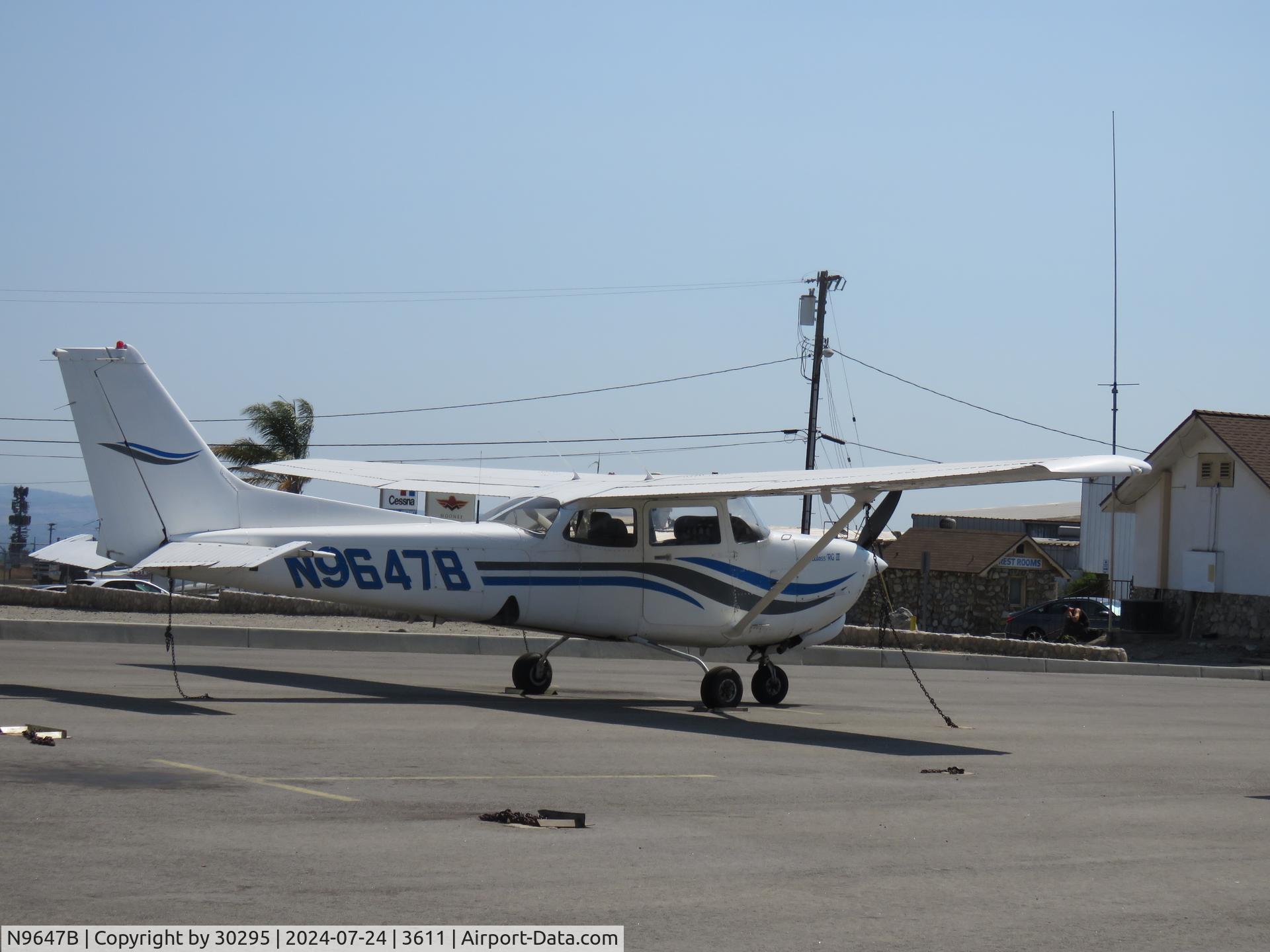 N9647B, 1981 Cessna 172RG Cutlass RG C/N 172RG0943, Parked