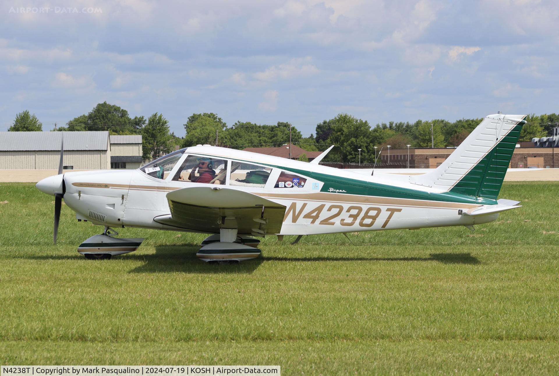 N4238T, 1971 Piper PA-28-180 C/N 28-7205111, Piper PA-28-180