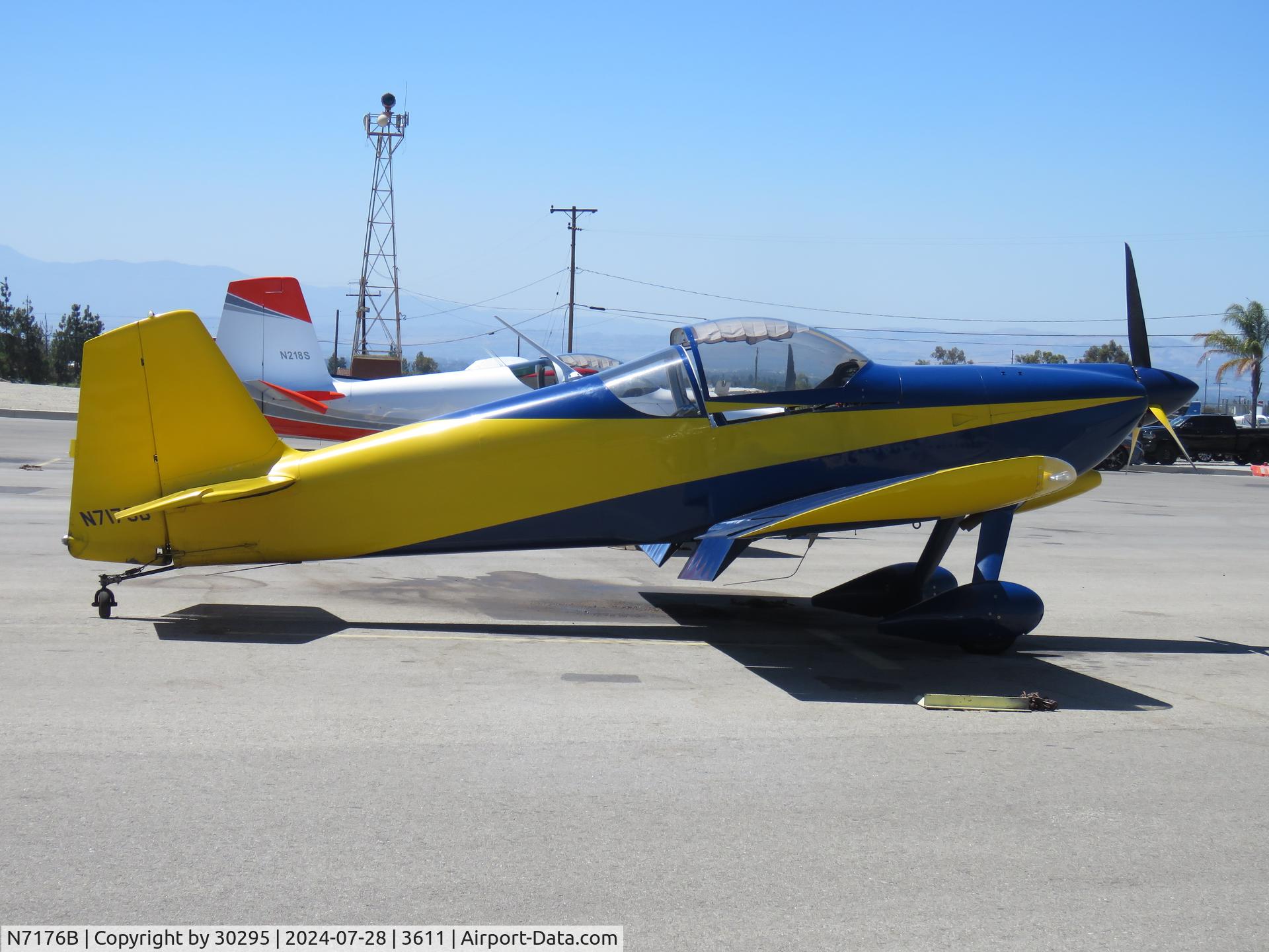 N7176B, 1990 Vans RV-6 C/N 20054, Parked