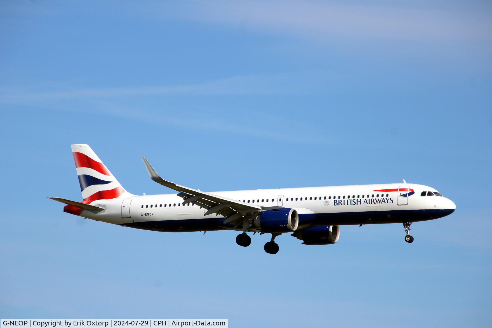 G-NEOP, 2019 Airbus A321-251NX C/N 8469, G-NEOP landing rw 22L