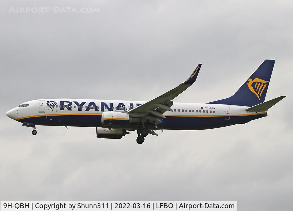 9H-QBH, 2015 Boeing 737-8AS C/N 44703, Landing rwy 32L