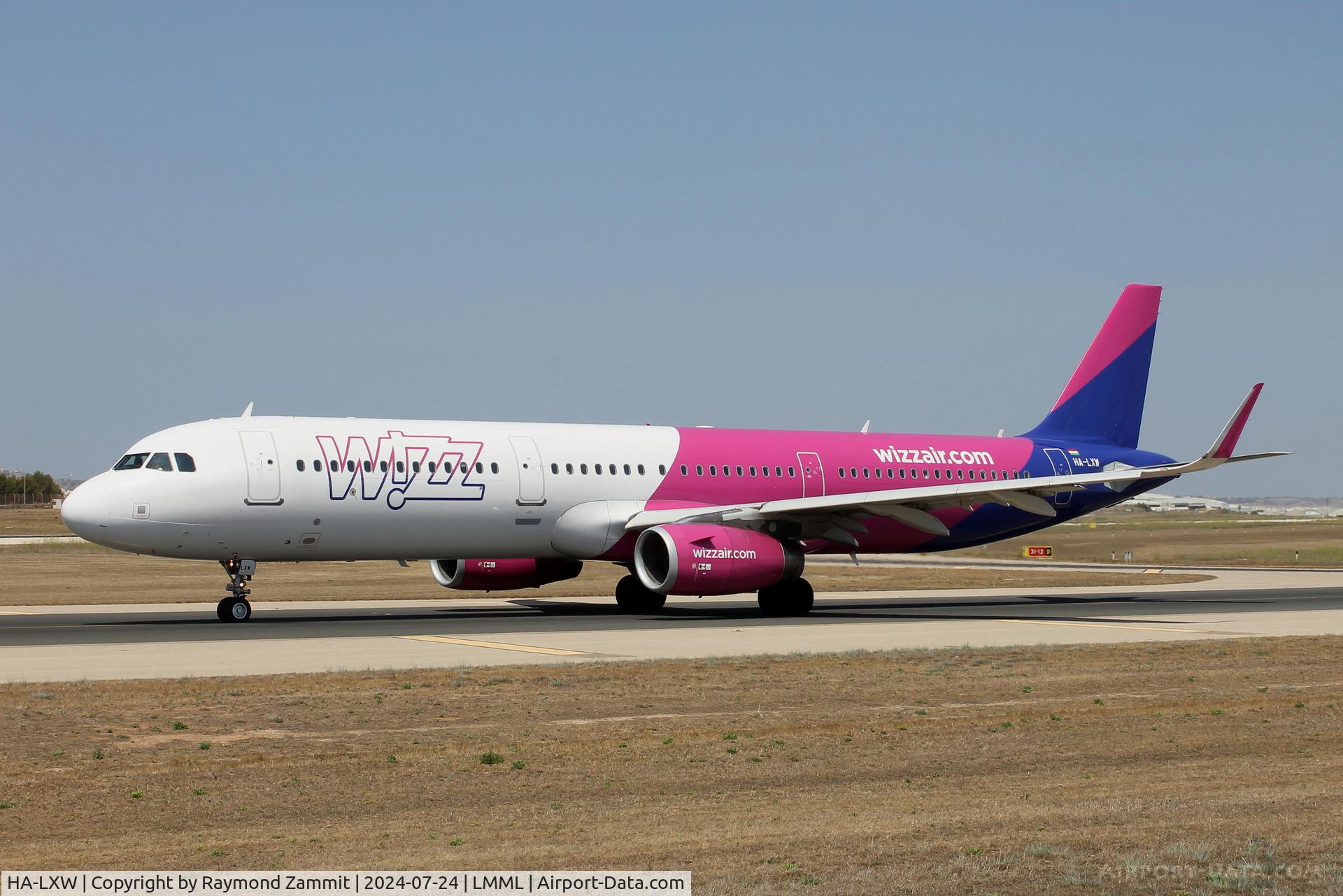 HA-LXW, 2017 Airbus A321-231 C/N 7947, A321 HA-LXW Wizzair