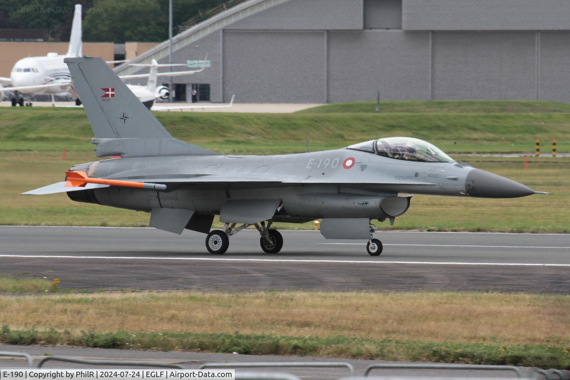 E-190, SABCA F-16AM Fighting Falcon C/N 6F-17, E-190 1981 General Dynamics F-16A Danish Air Force FIA Farnborough 24.07.24 (1)