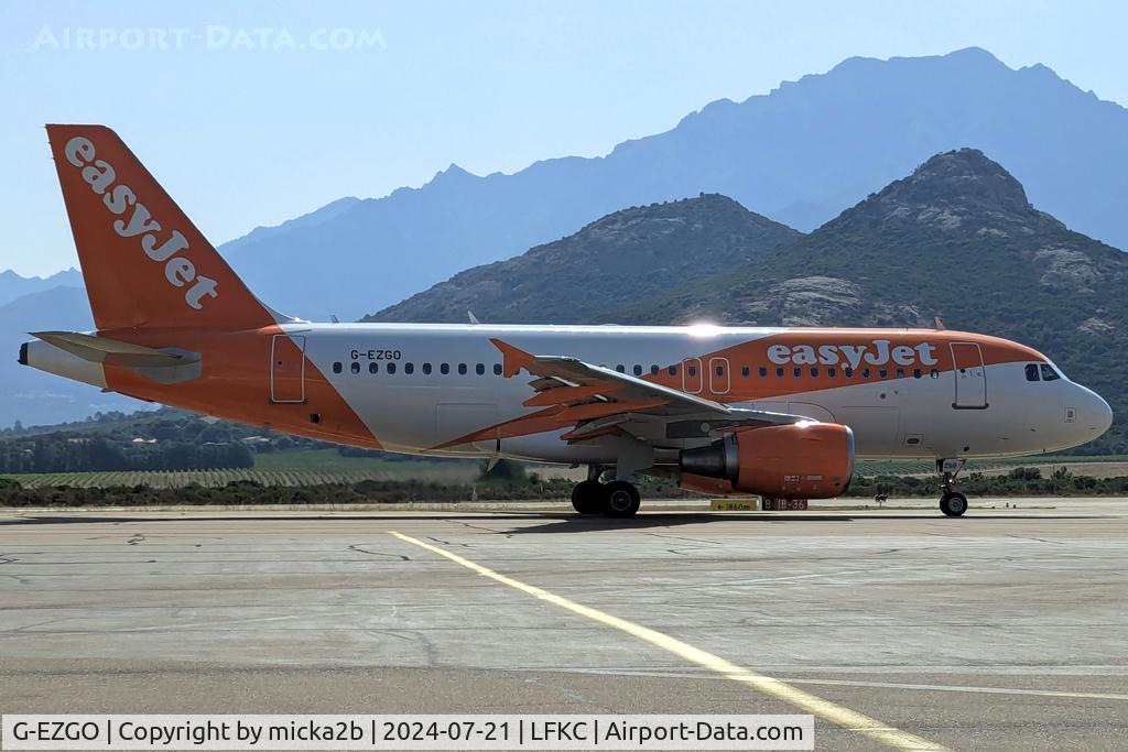 G-EZGO, 2011 Airbus A319-111 C/N 4785, Taxiing