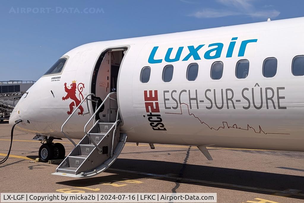 LX-LGF, 2011 De Havilland Canada DHC-8-402Q Dash 8 C/N 4349, New livery with 