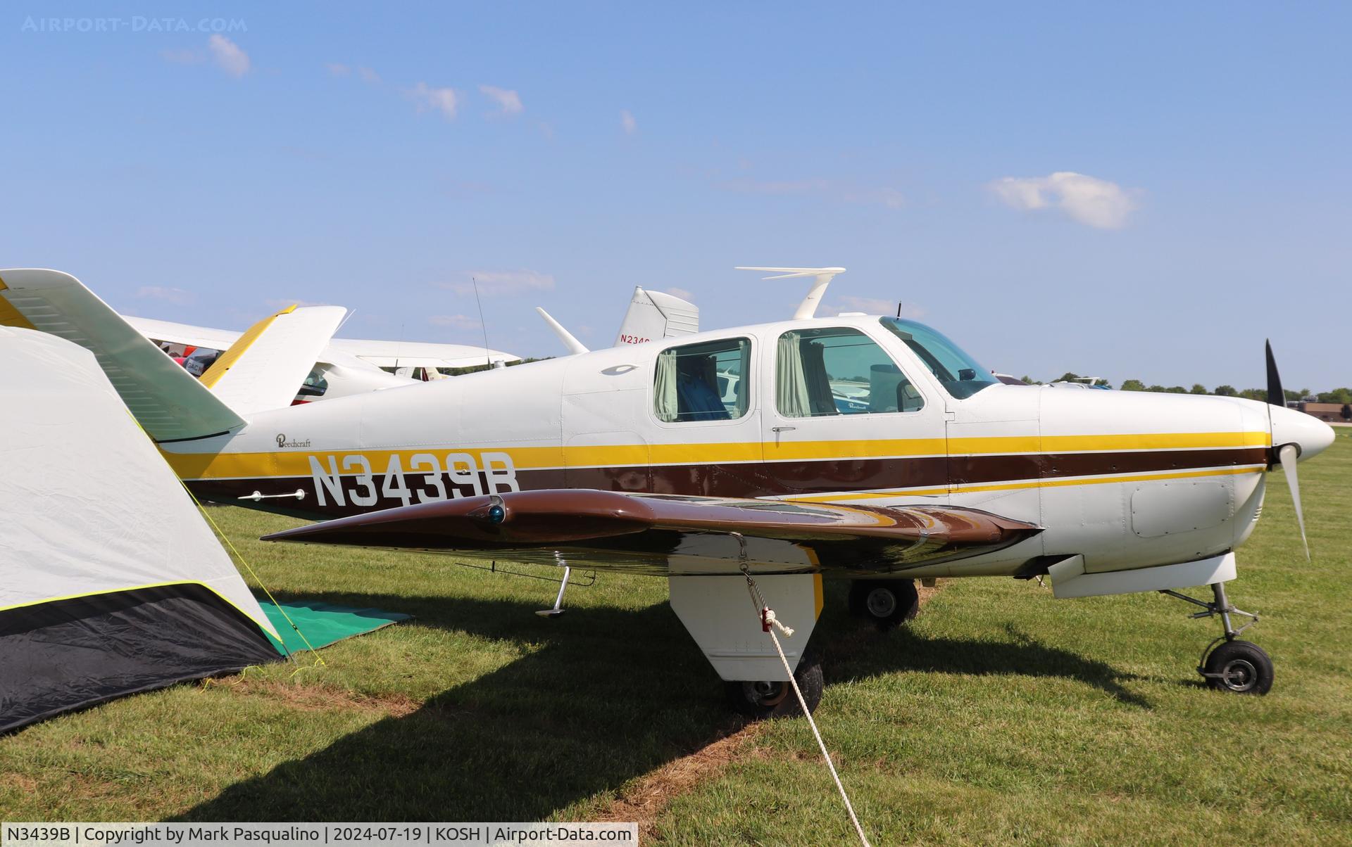 N3439B, 1953 Beech D35 C/N D-3677, Beech D35