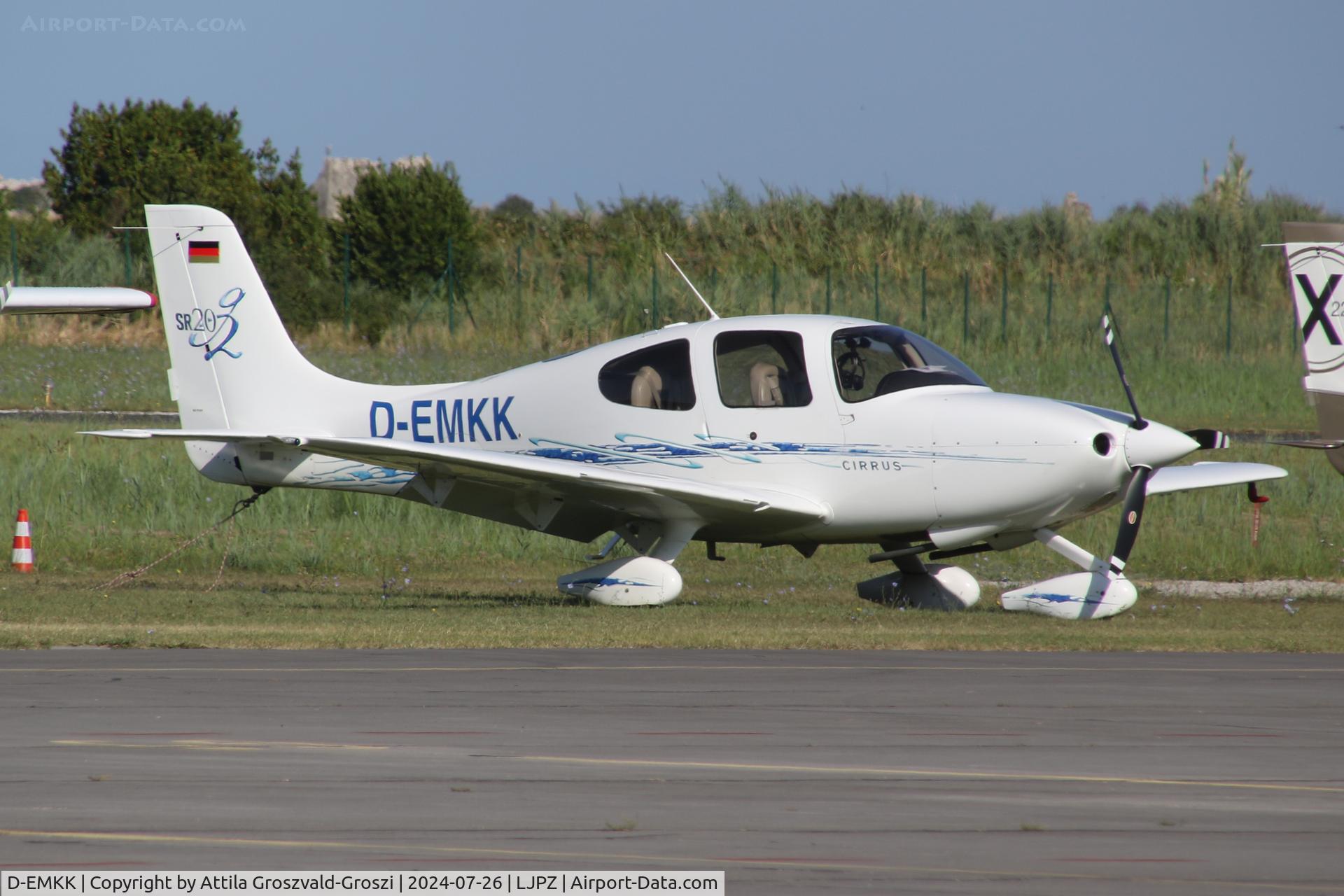 D-EMKK, 2006 Cirrus SR20 G2 C/N 1642, LJPZ - Portorož Airport, Slovenia