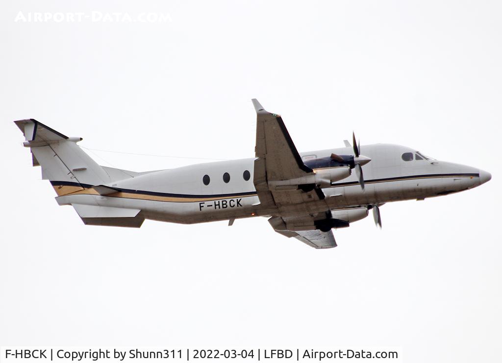 F-HBCK, 1999 Beech 1900D C/N UE-374, Climbing...