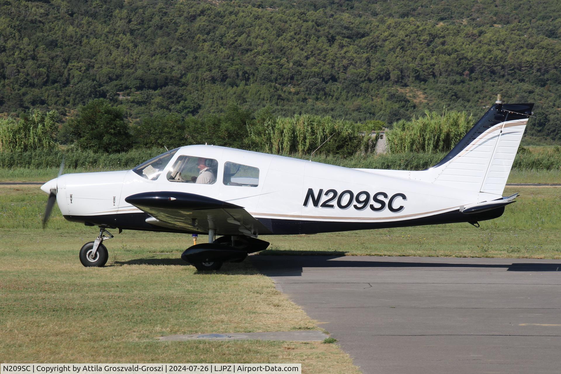 N209SC, 1976 Piper PA-28-140 Cherokee Cruiser C/N 28-7625115, LJPZ - Portorož Airport, Slovenia