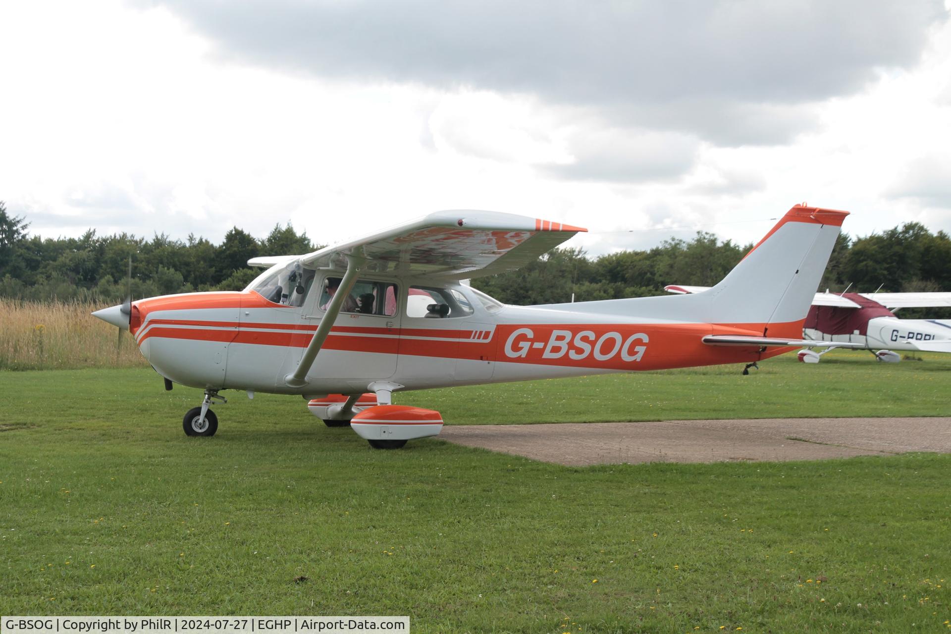 G-BSOG, 1974 Cessna 172M C/N 172-63636, G-BSOG 1974 Cessna 172M Skyhawk Popham Bristell SportCruiser Fly In 27.07.24 (2)